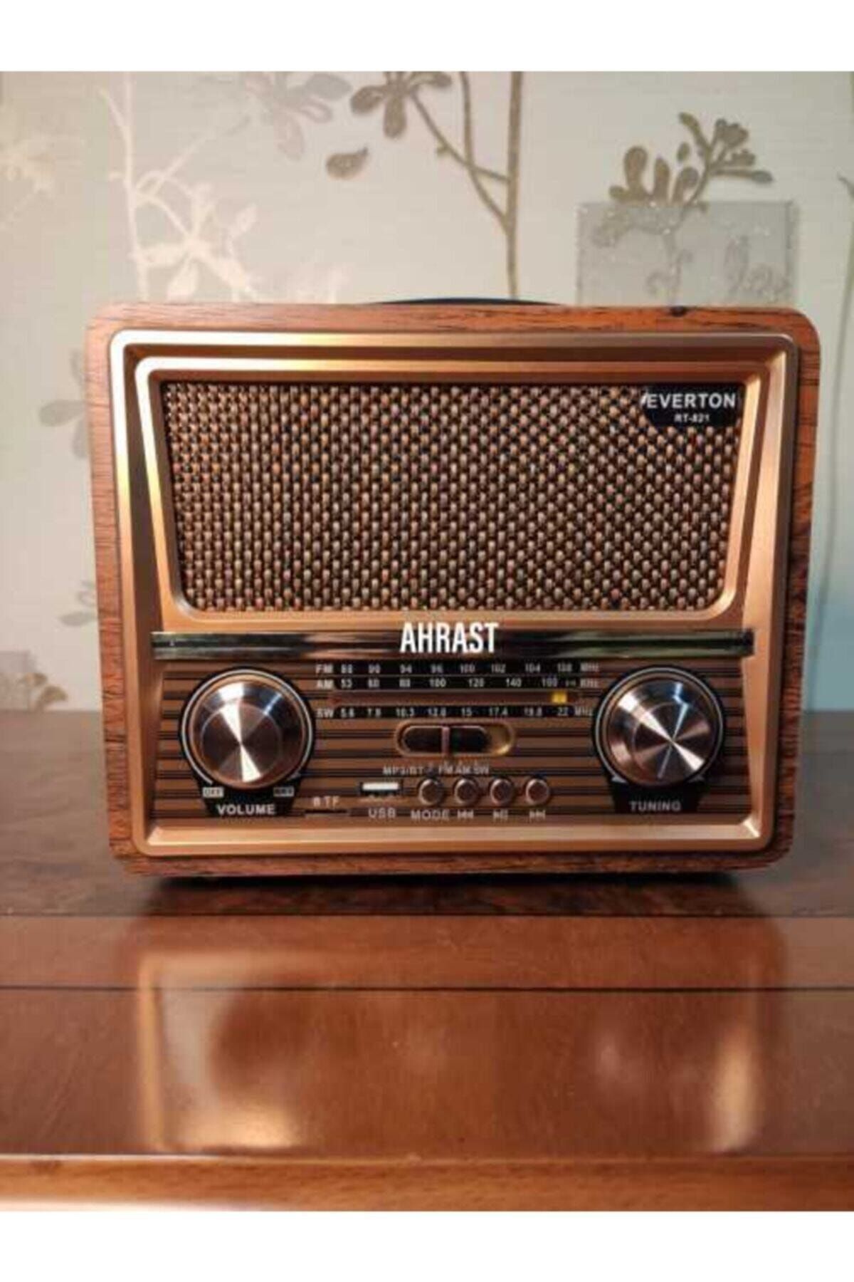 AHRAST Nostaljik Görünümlü Dekoratif Bluetooh Usb/sdkart Radyo Müzik Çalar