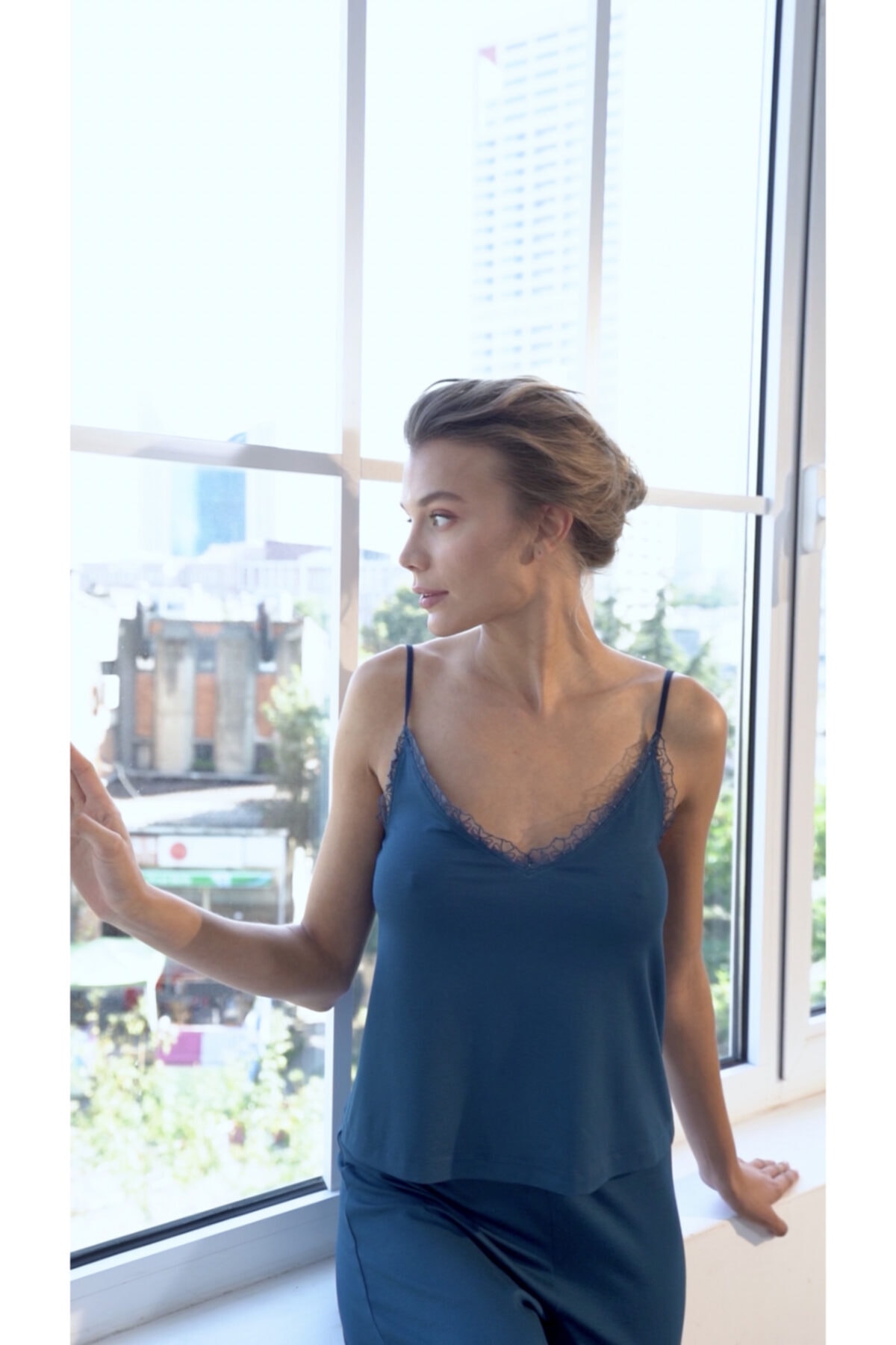 House of Silk Sılvıa Yumuşak Viskon Pijama Takımı Gece Mavisi