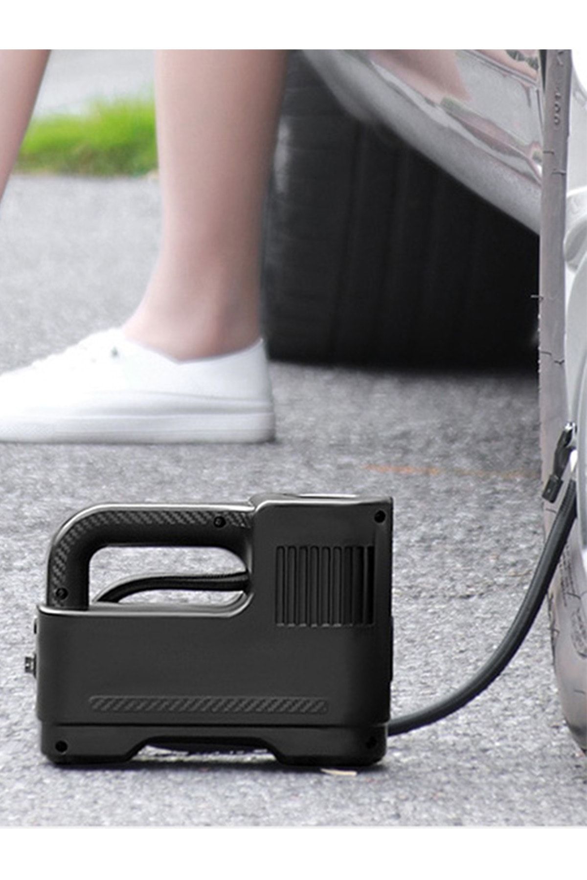 TeknoExpress Dc 12v Göstergeli Lastik Şişirme Kompresörü Taşınabilir Otomatik Hava Pompası