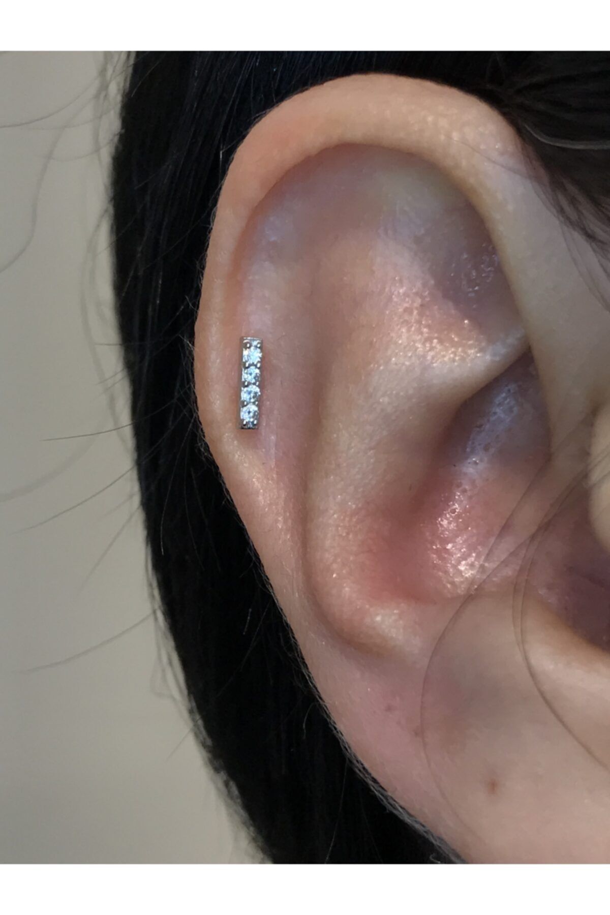 FLAMBOYANT PIERCING Duz Taslı 18 Ayar Beyaz Altın Pıercıng
