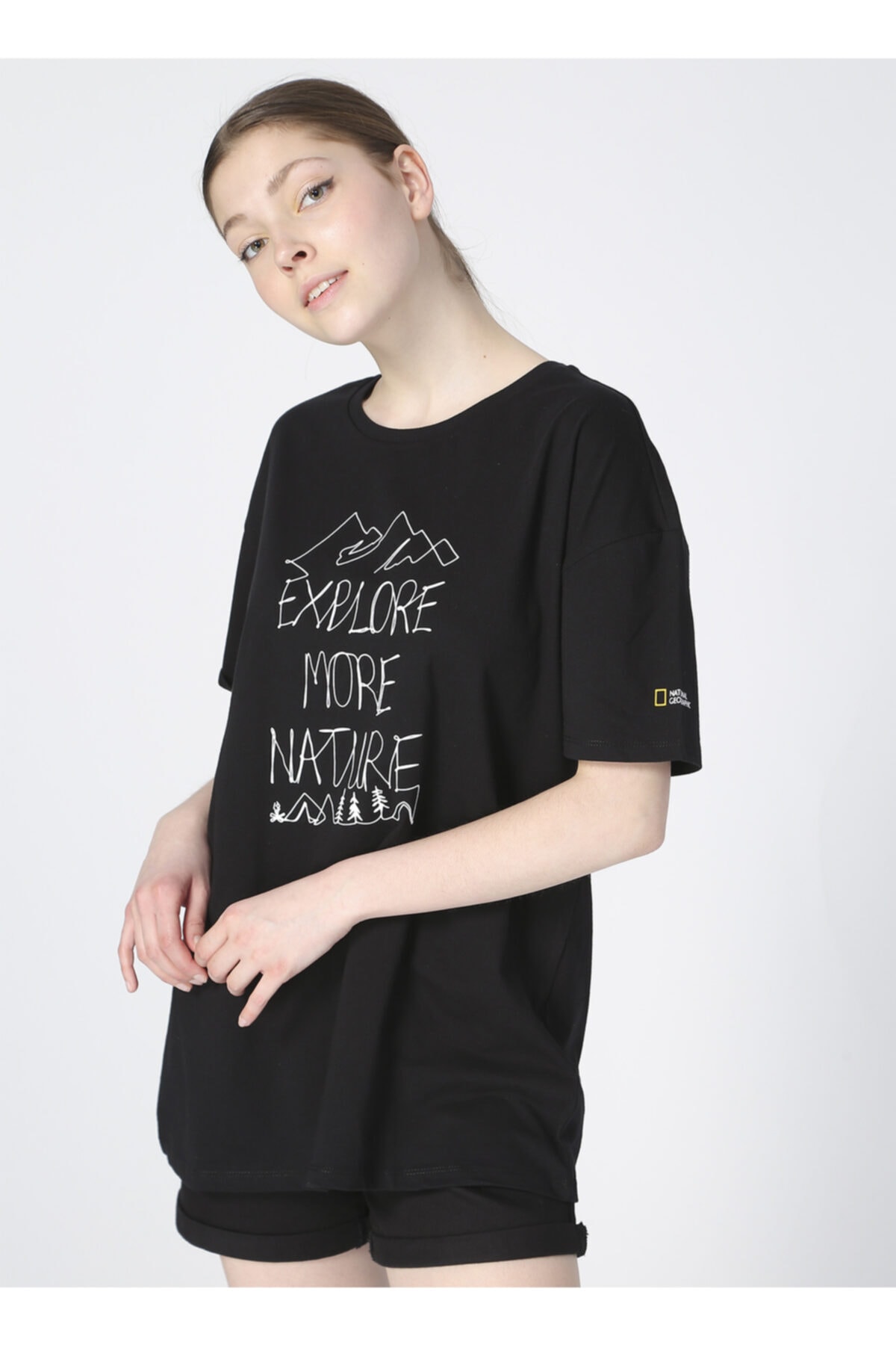 NATIONAL GEOGRAPHIC Kadın Siyah Bisiklet Yaka T-shirt