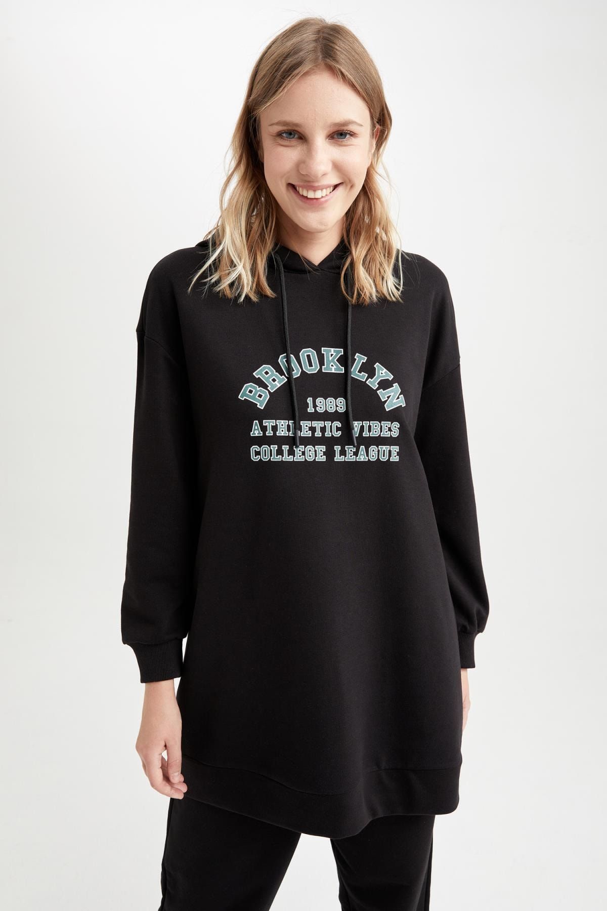 DeFacto Oversize Fit Kapüşonlu Baskılı Sweatshirt Tunik