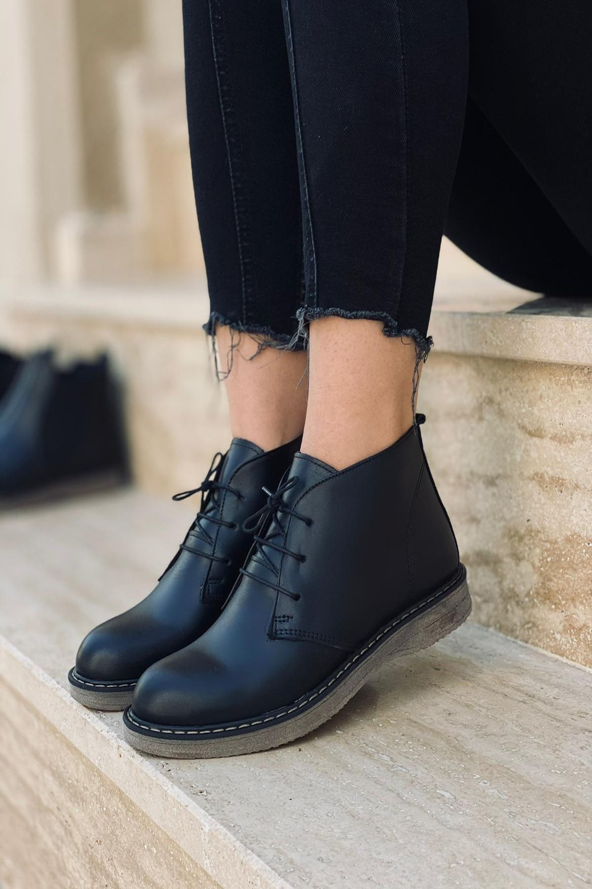Mida Shoes Hakiki Deri Siyah Deri Bağcıklı Bot
