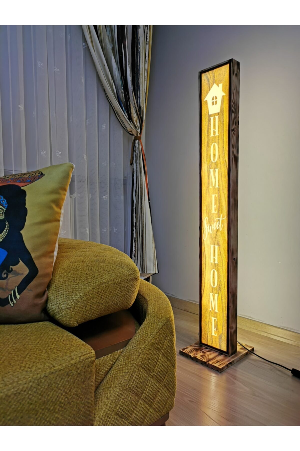 WOODLİKE Ahşap Çift Yönlü Ledli Lambader Çam Ağacı Ve Sweet Home Baskılı