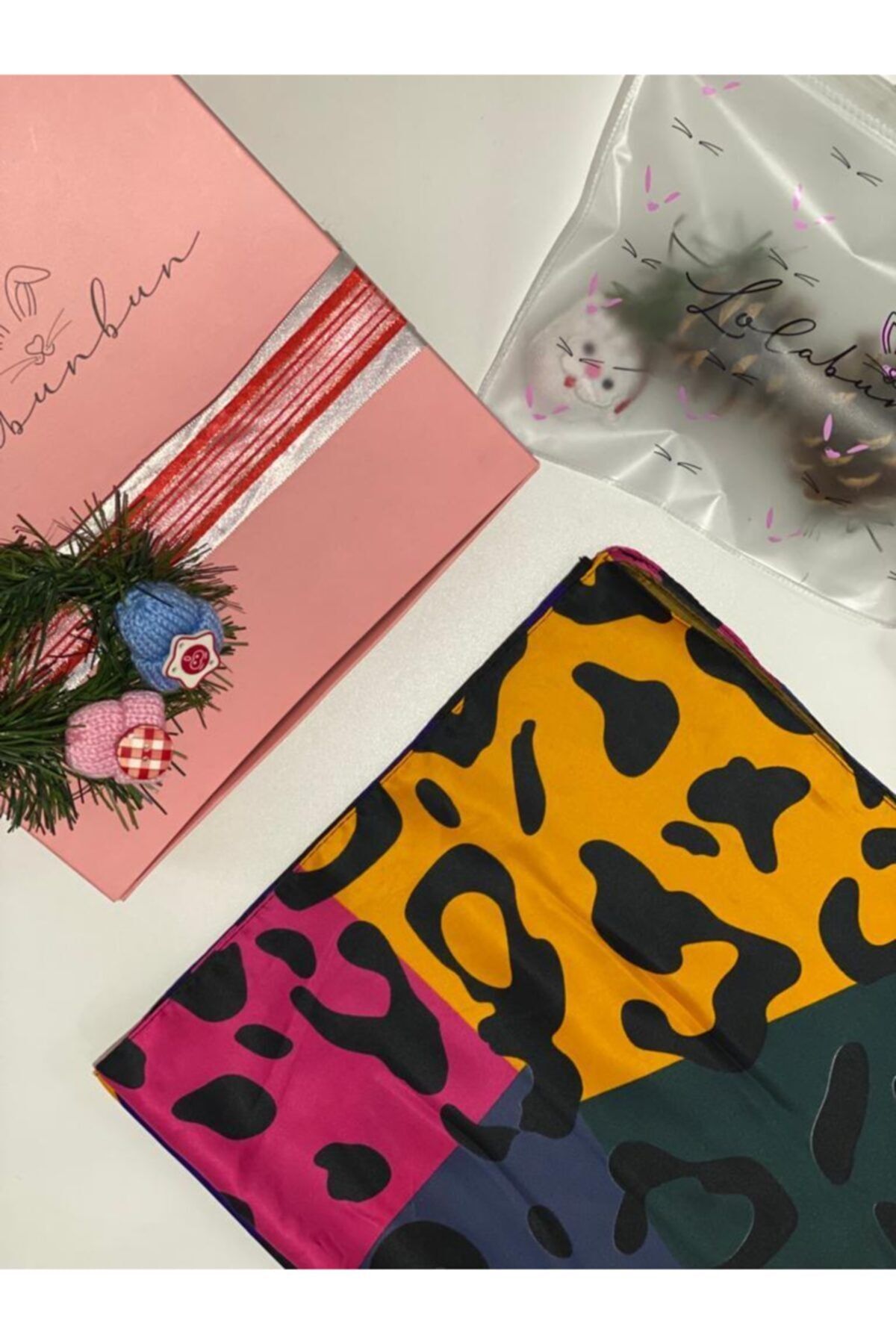 LolaBunBun Kadın Fular Modern Leopar Renkli