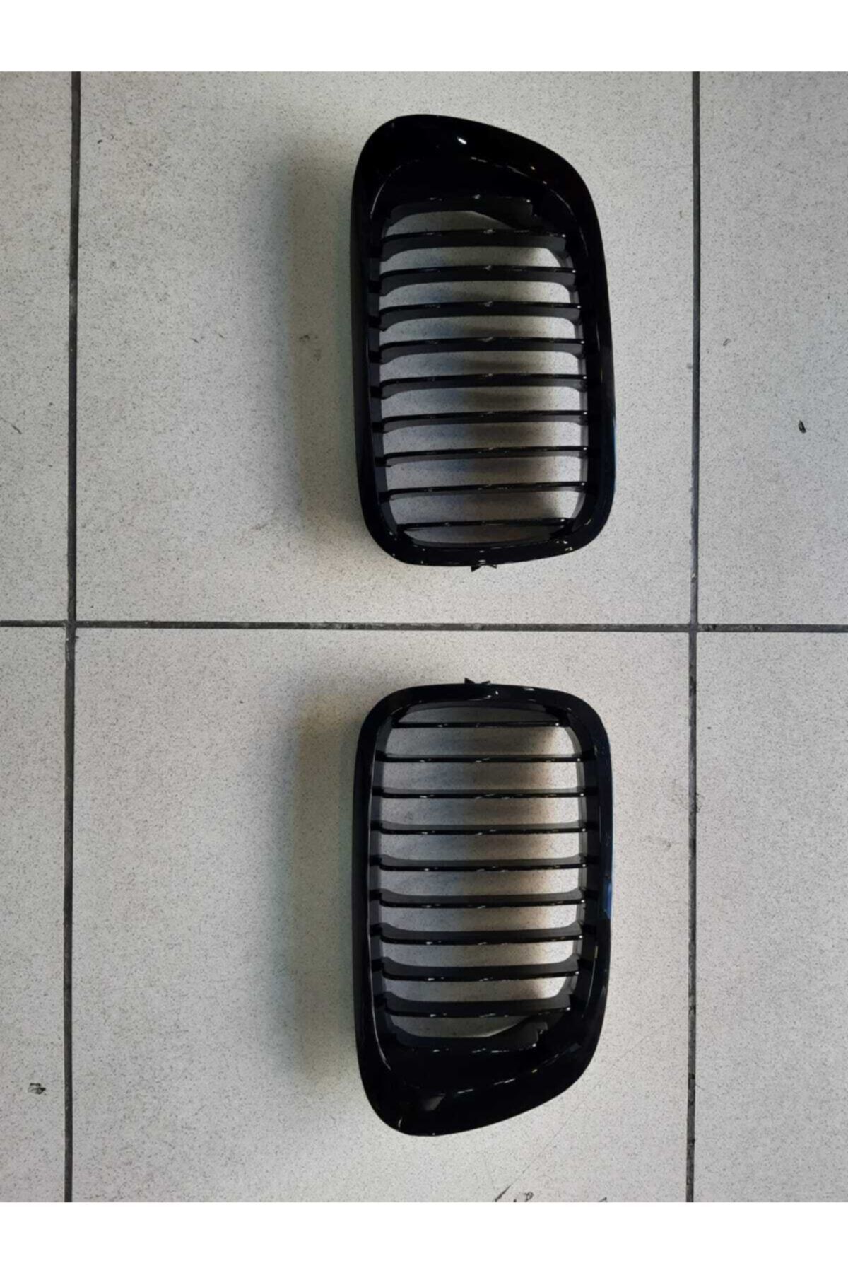 APEXİ 1998 Model Bmw E46 M3 Böbrek Çift Çizgi Parlak Siyah Ithal Ürün 2 Kapı Uyumludur