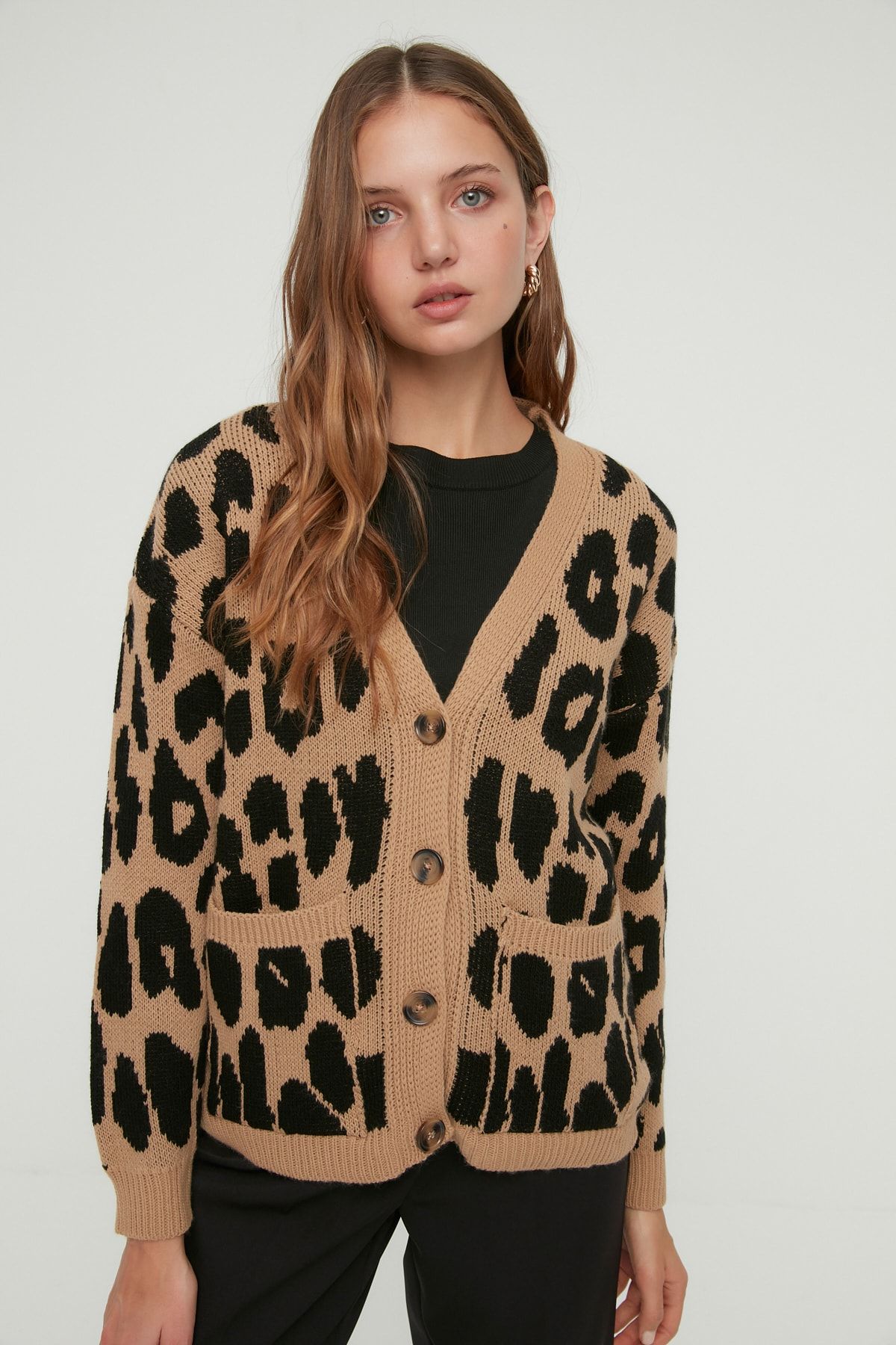 TRENDYOLMİLLA Camel Jakarlı Triko Hırka TWOAW22HI1465