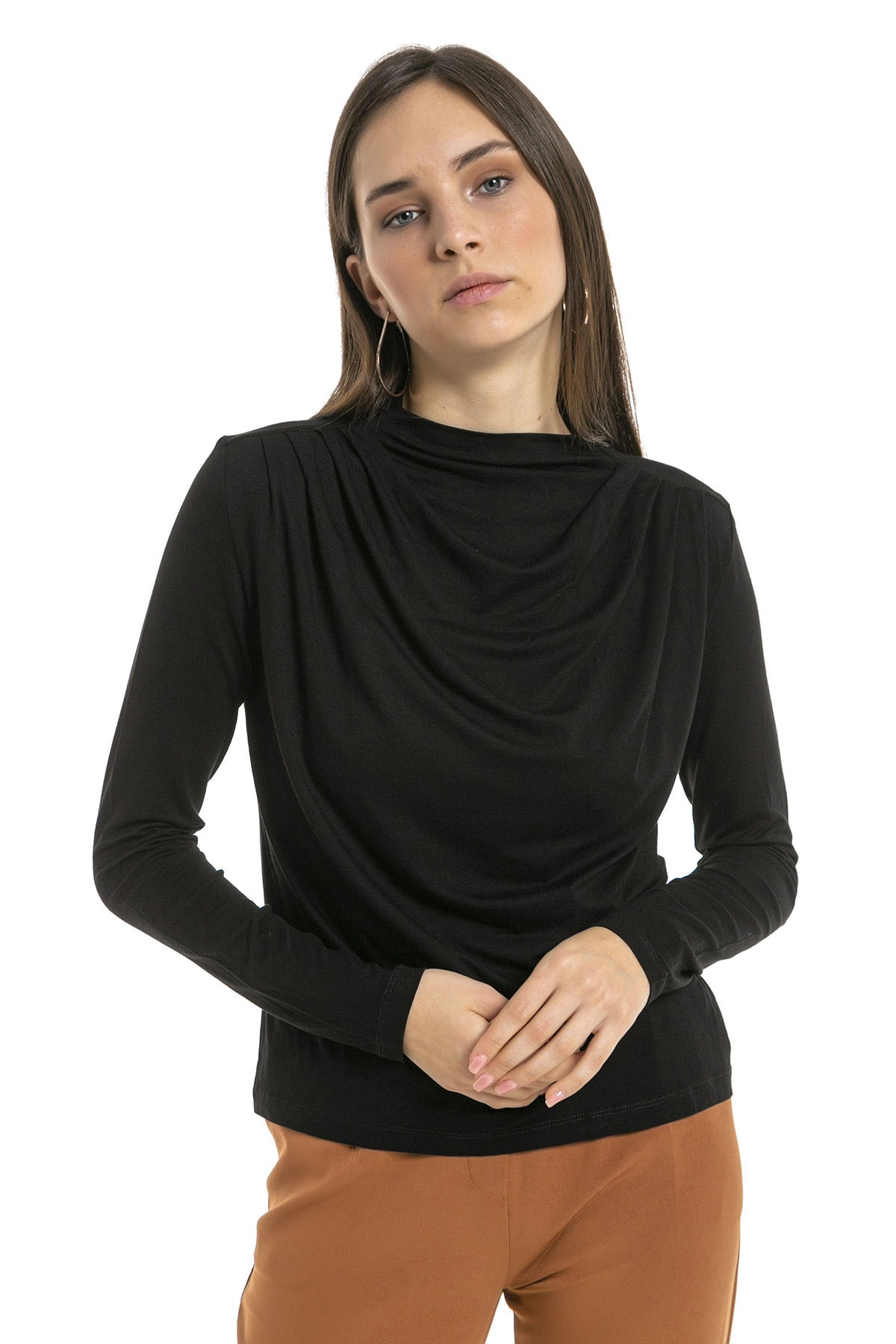 GİA&CI Kadın Omuz Detaylı Büzgülü Siyah Renk Uzun Kollu T-shirt