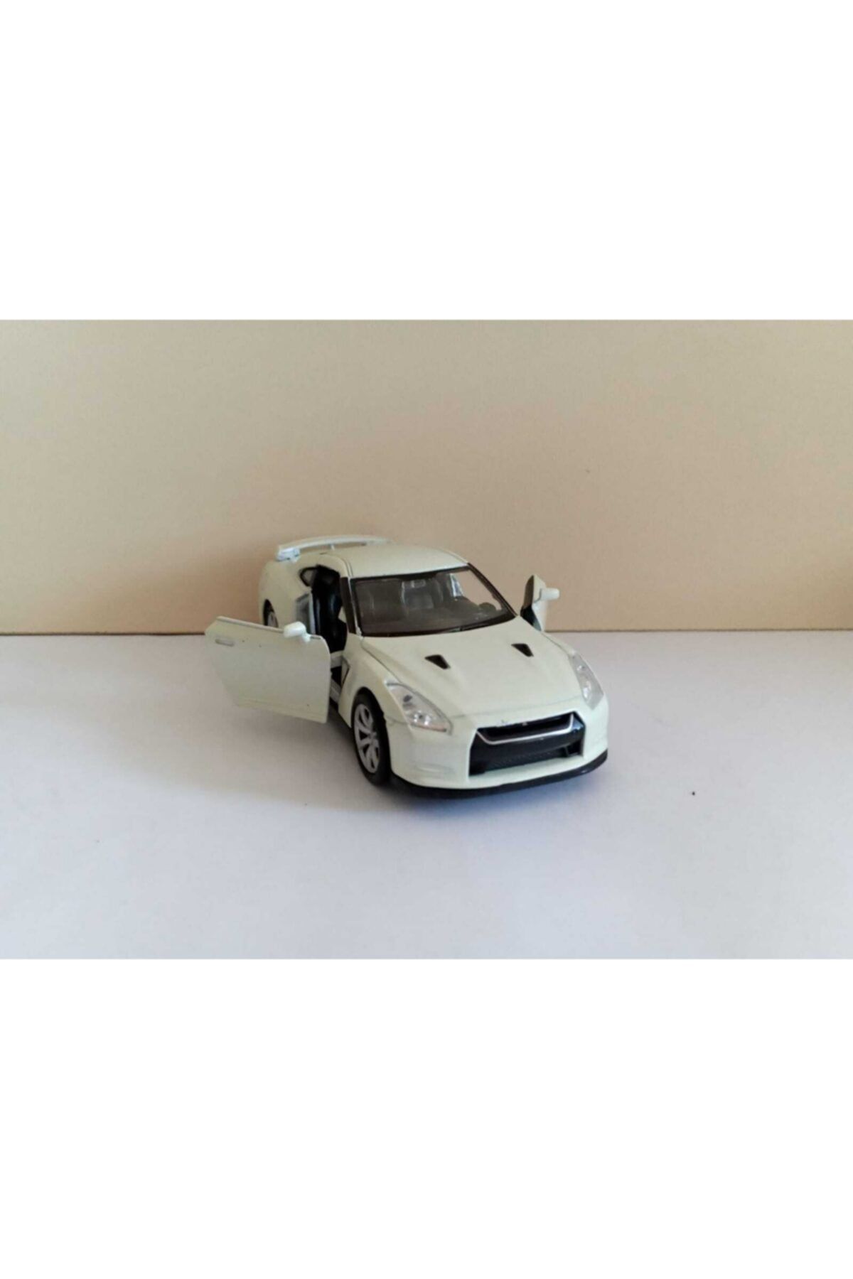 WELLY Nissan Gtr R35 Model Araba Çek Bırak