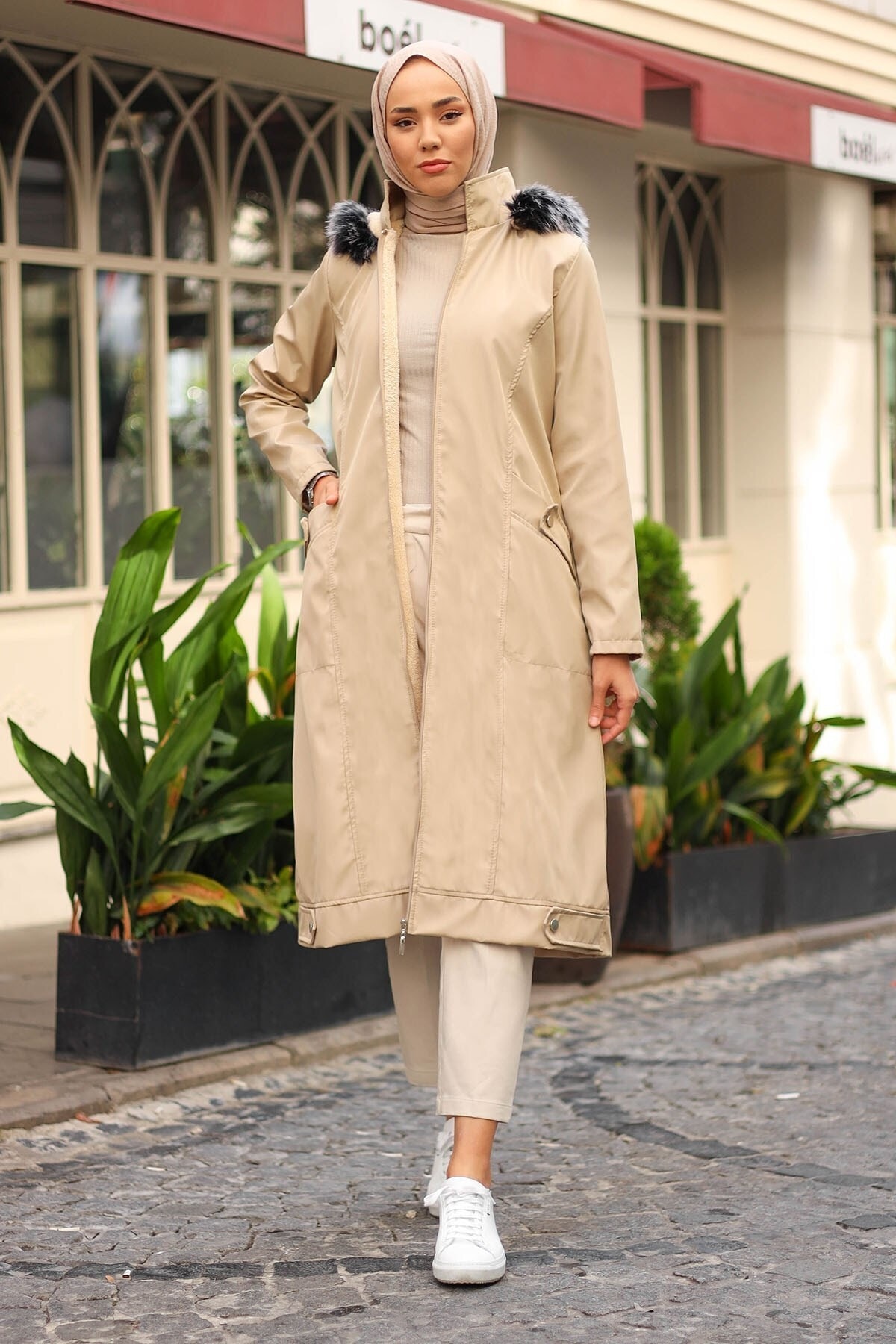 InStyle Düz Apolet Metal Cep Detaylı Mont - Bej