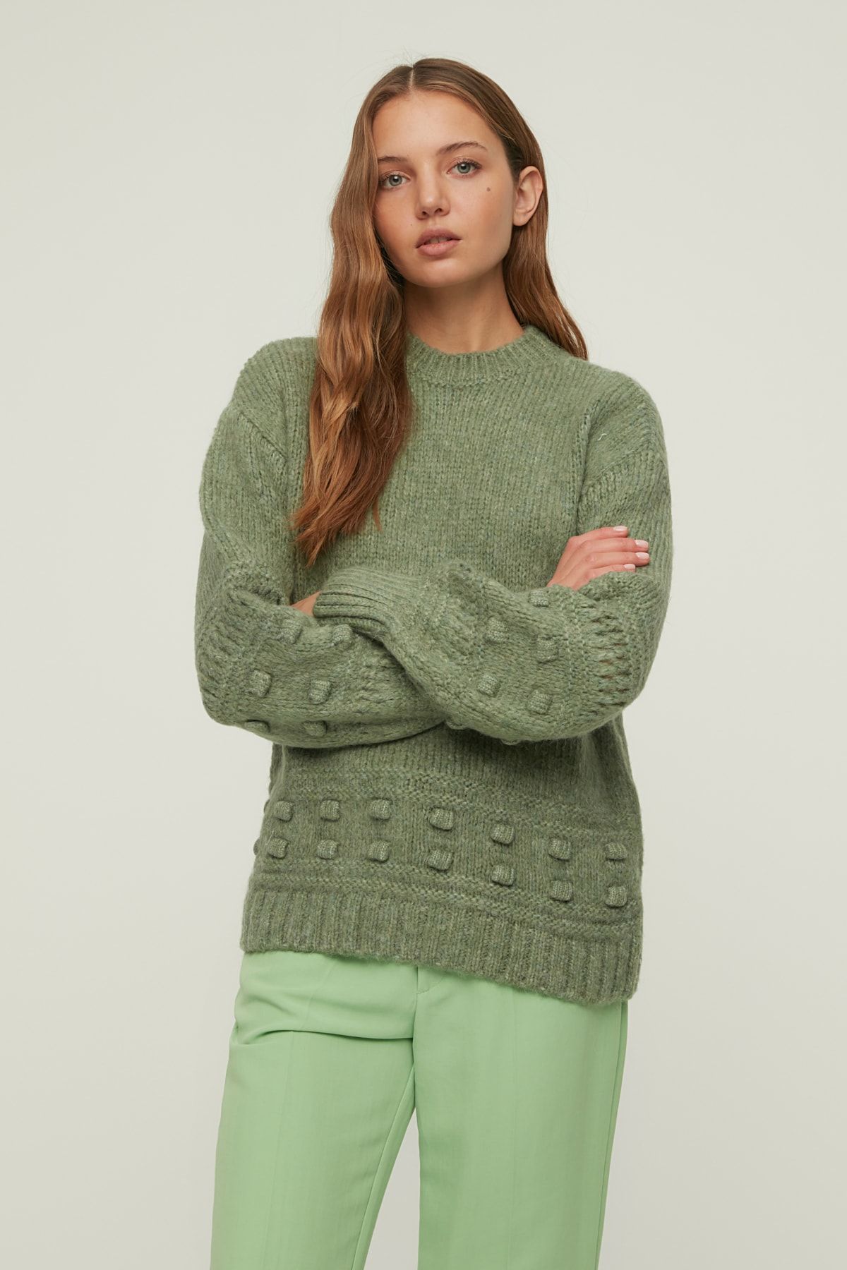 TRENDYOLMİLLA Mint Kol Detaylı Ve Ponpon Triko Kazak TWOAW22KZ0697