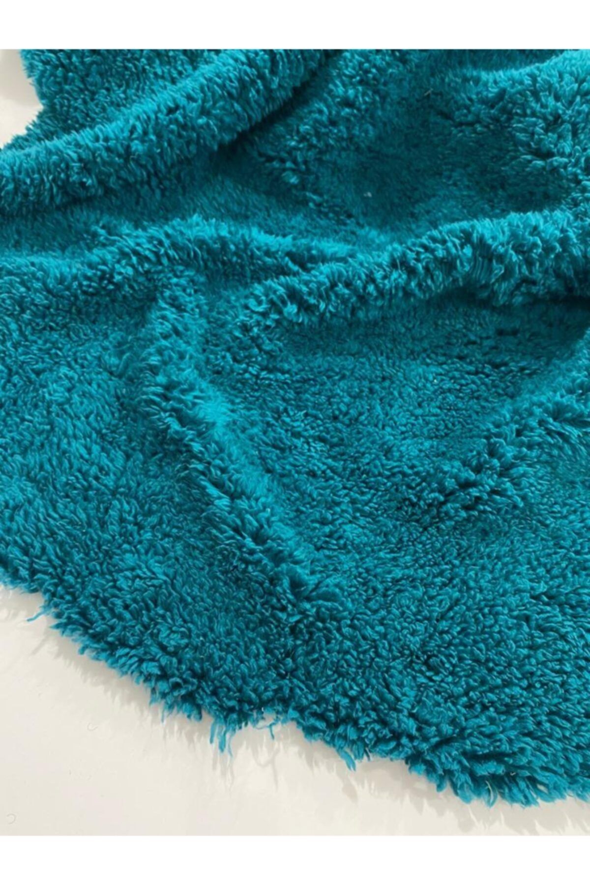 İzmitkumaş Yeşil Peluş Kumaş Eni 1,60 Mt