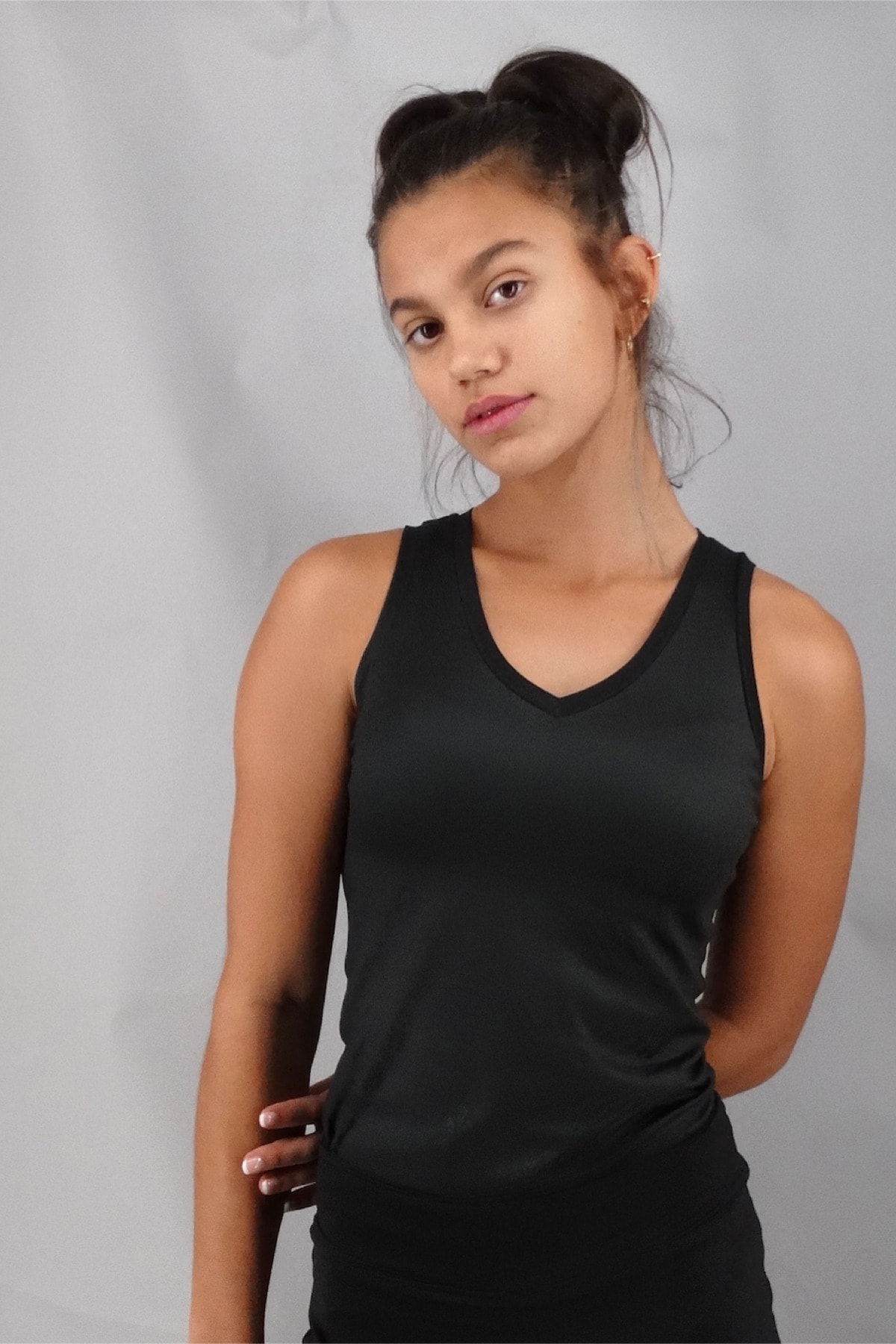 MYTEE TENNIS Kadın Spor V Yaka Düz Renk Sırtı Hafif Oyuk Fitness, Tenis, Antrenman Ve Günlük Atlet