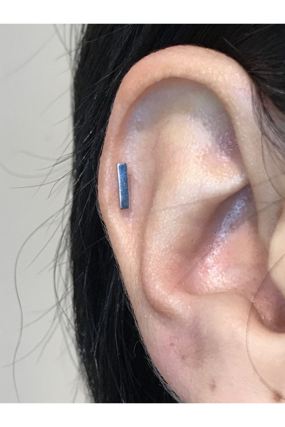 FLAMBOYANT PIERCING Duz Tassız 18 Ayar Beyaz Altın Pıercıng