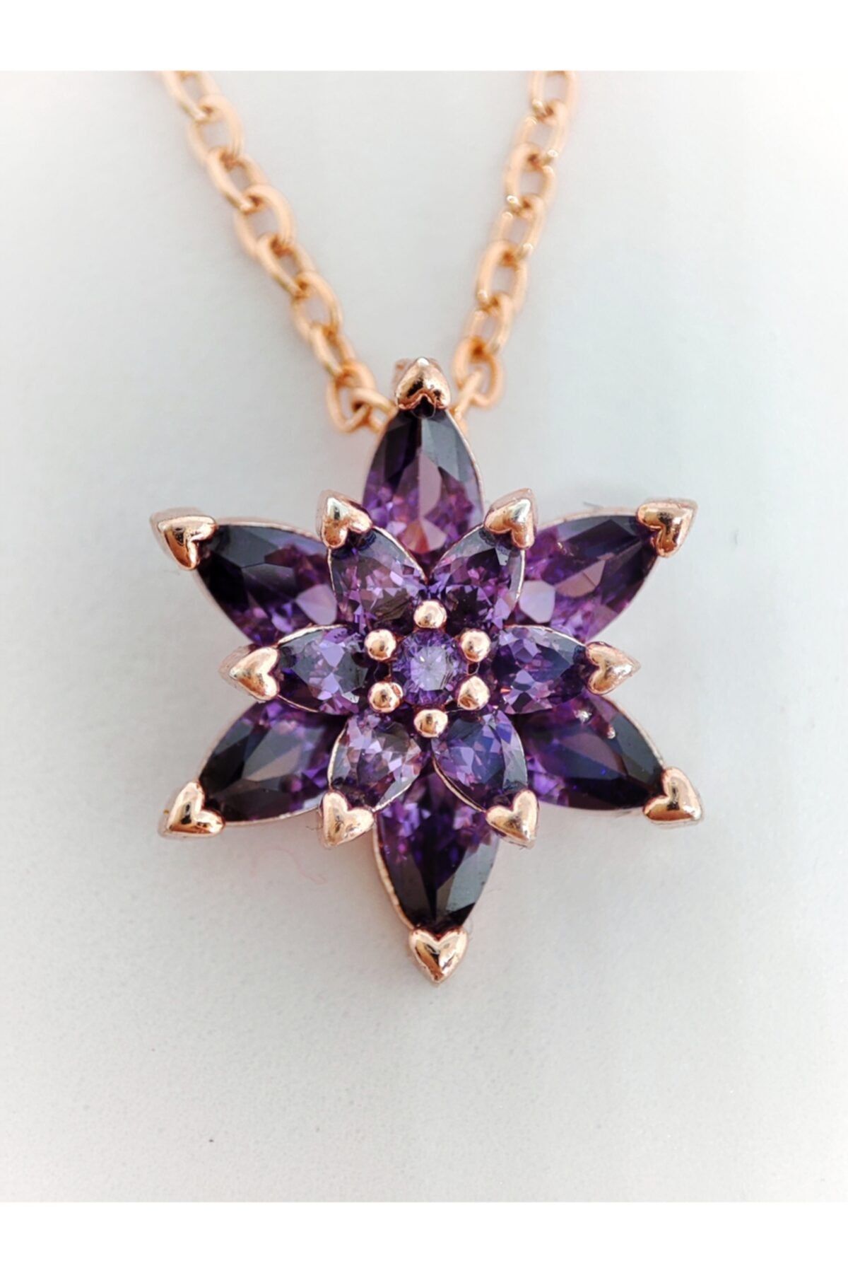 Aurora Jewelry Kadın Rose Gold Zincir Kaplama Zirkon Taşlı Mor Lotus Çiçeği Kolye