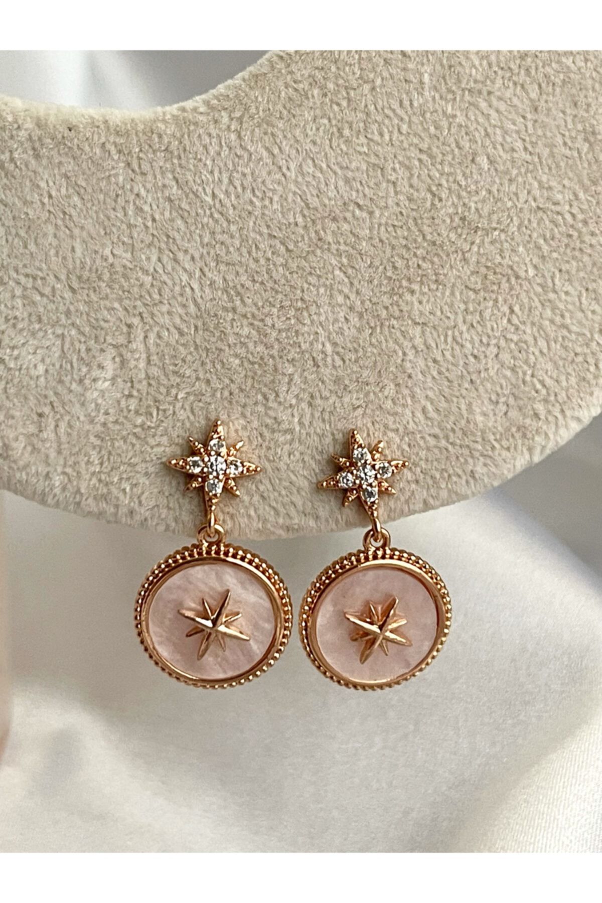 SAJA JEWELRY Kadın Mineli Ve Zirkon Taşlı Madalyon Küpe