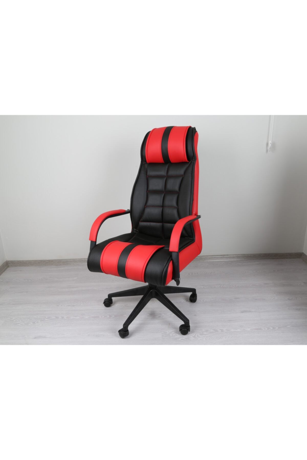 Koçoğlu Mobilya Kırmızı Oyuncu Koltuğu