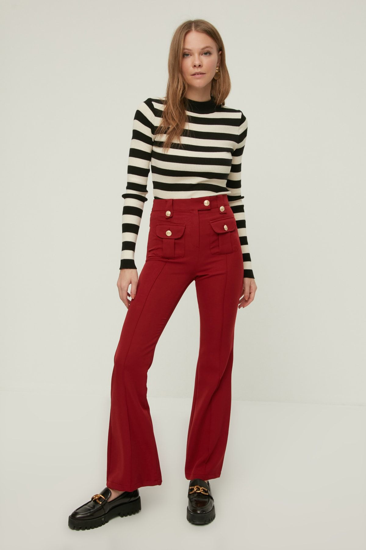 TRENDYOLMİLLA Bordo Düğme Detaylı Pantolon TWOAW22PL0687