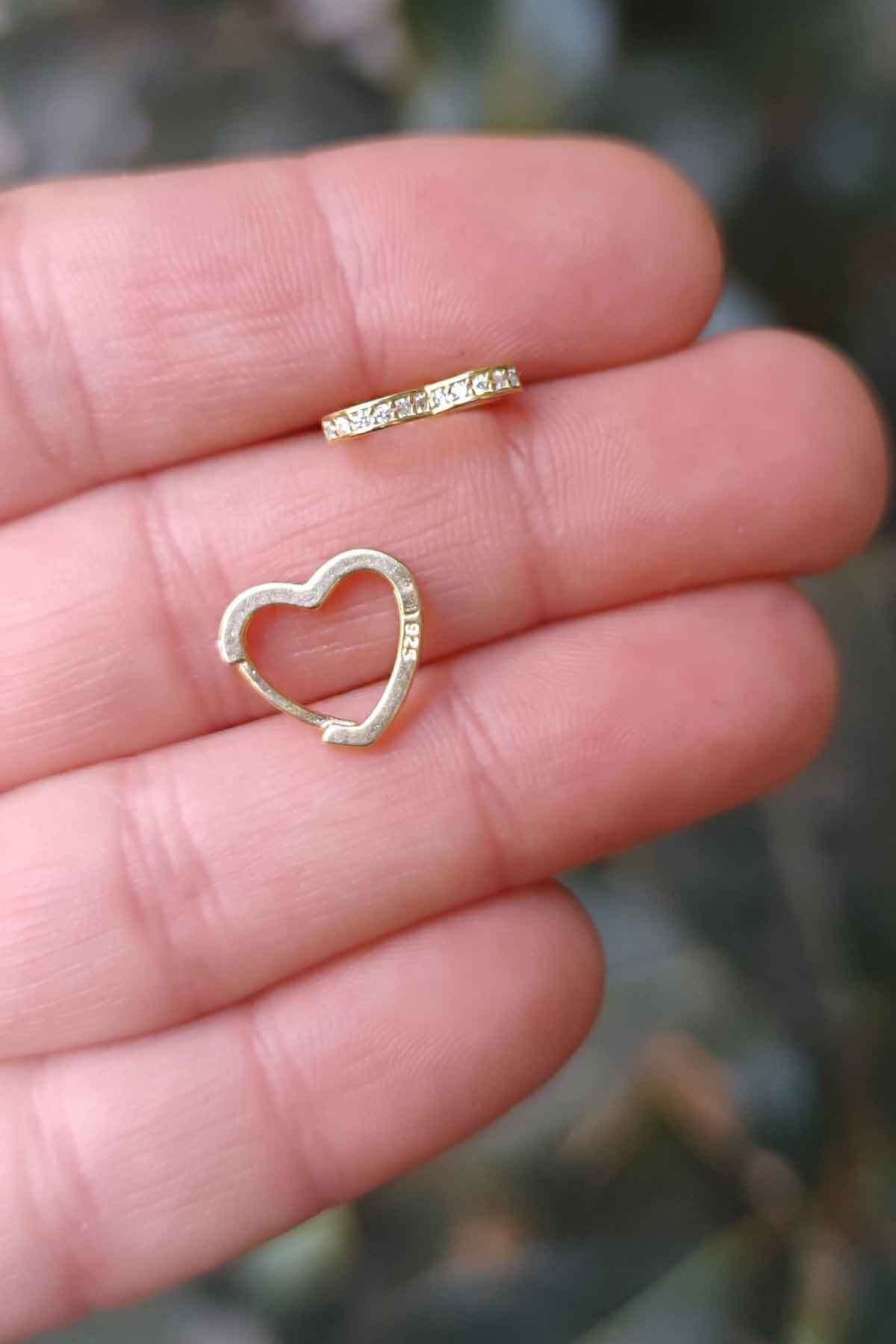 Salyangoz Company 925 Ayar Gümüş Gold Renk Üstü Taşlı Kalp Model Halka Kıkırdak Helix Piercing Gldklp08