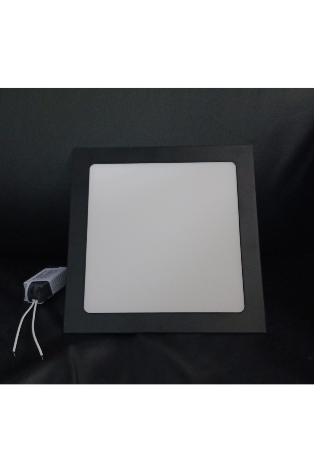 Pinky 18 Watt Sıva Altı Siyah Kasa Beyaz Işık Kare Led Panel