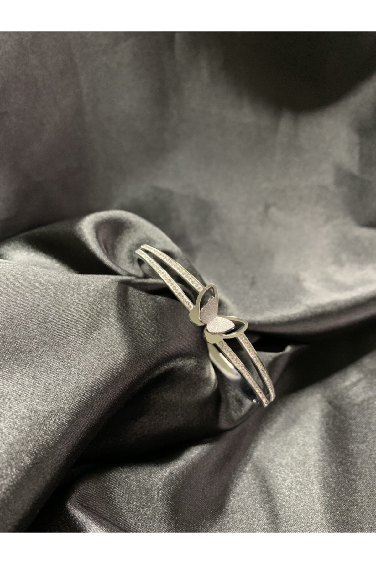 ARSLAN JEWELRY Kelebek Detaylı Taş Işlemeli Çelik Bileklik Kelepçe