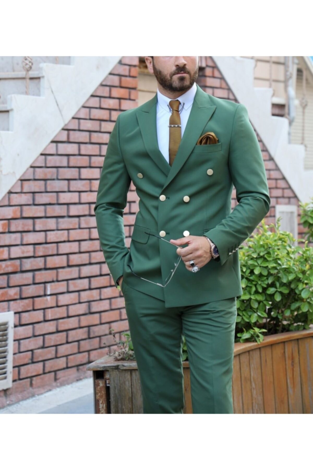 Dewsa Plus Sivri Yaka Metal Düğmeli Çift Yırtmaç Slimfit Düz Yeşil Kruvaze Takım Elbise