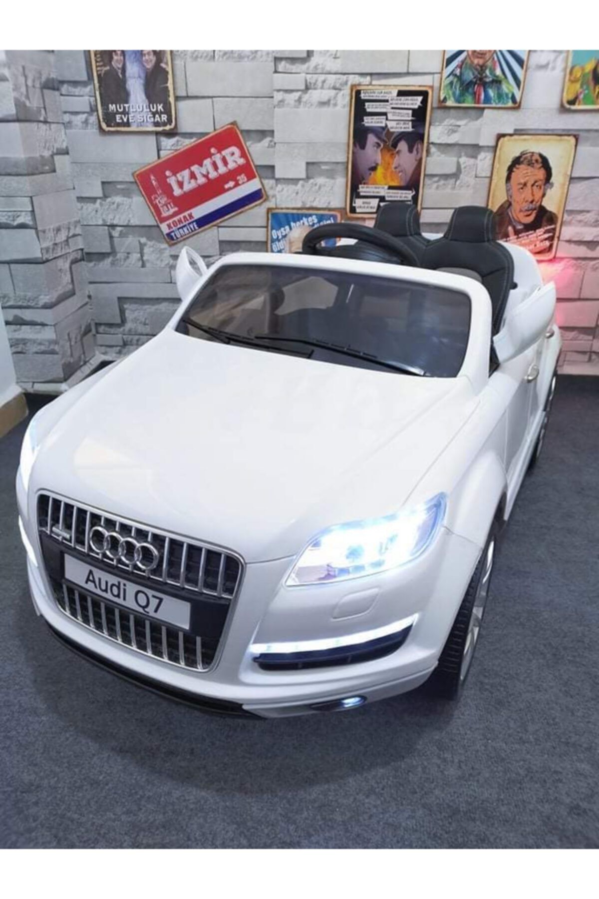 SUATESÇOCUKOTOGALERİSİ Audi Q7 Lisanslı 12 Volt Uzaktan Kumandalı Iki Kişilik