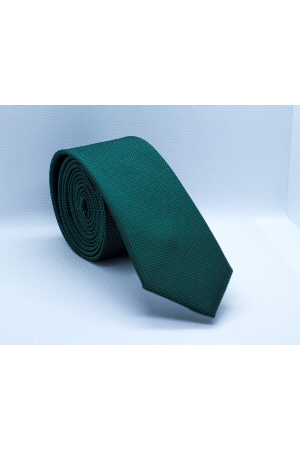 PERFECT HARMONY Zümrüt Yeşili Armür Desenli Ince 5.5 Cm Kravat Mendil Seti