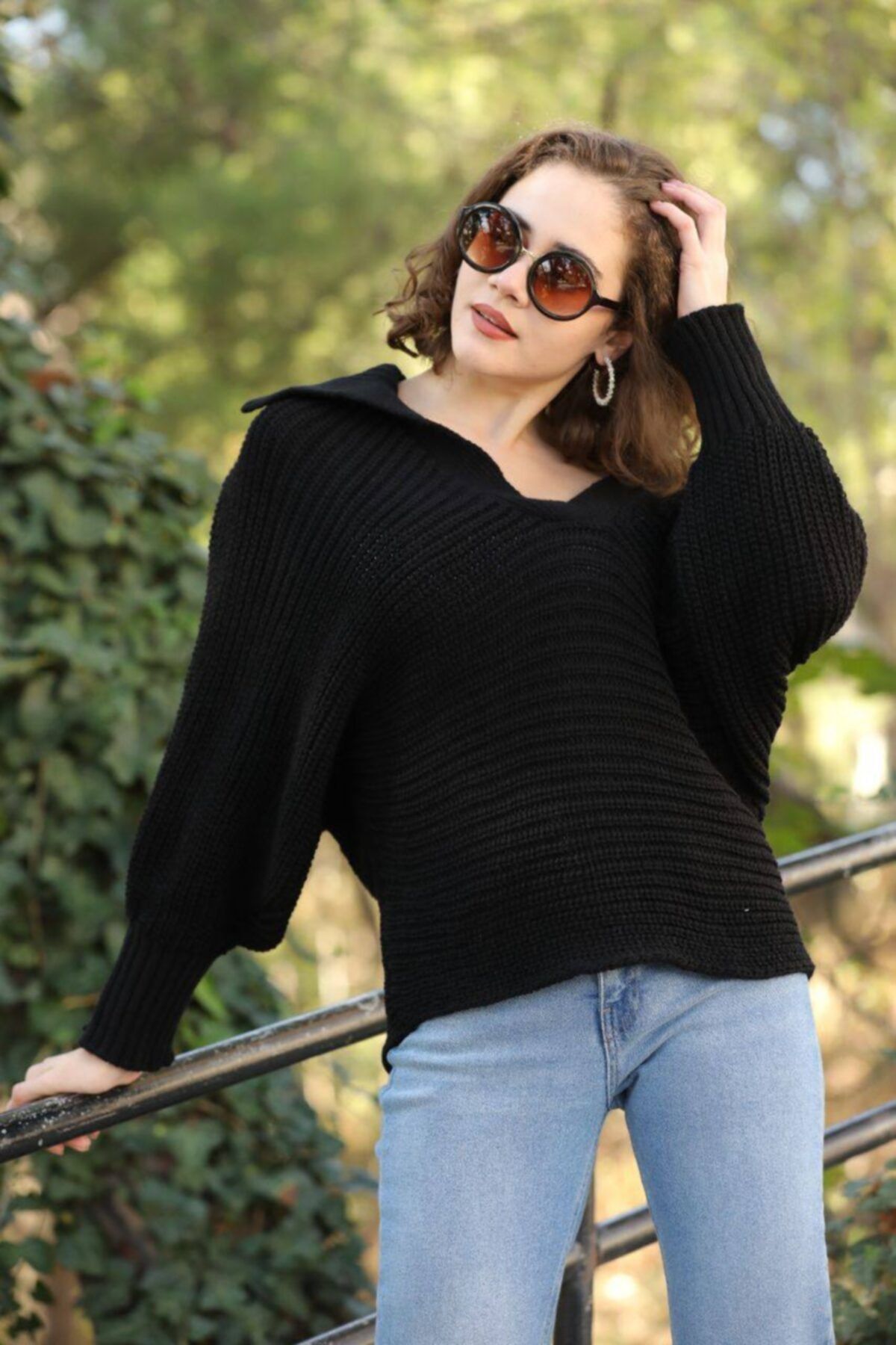 Black sales flowy sweater