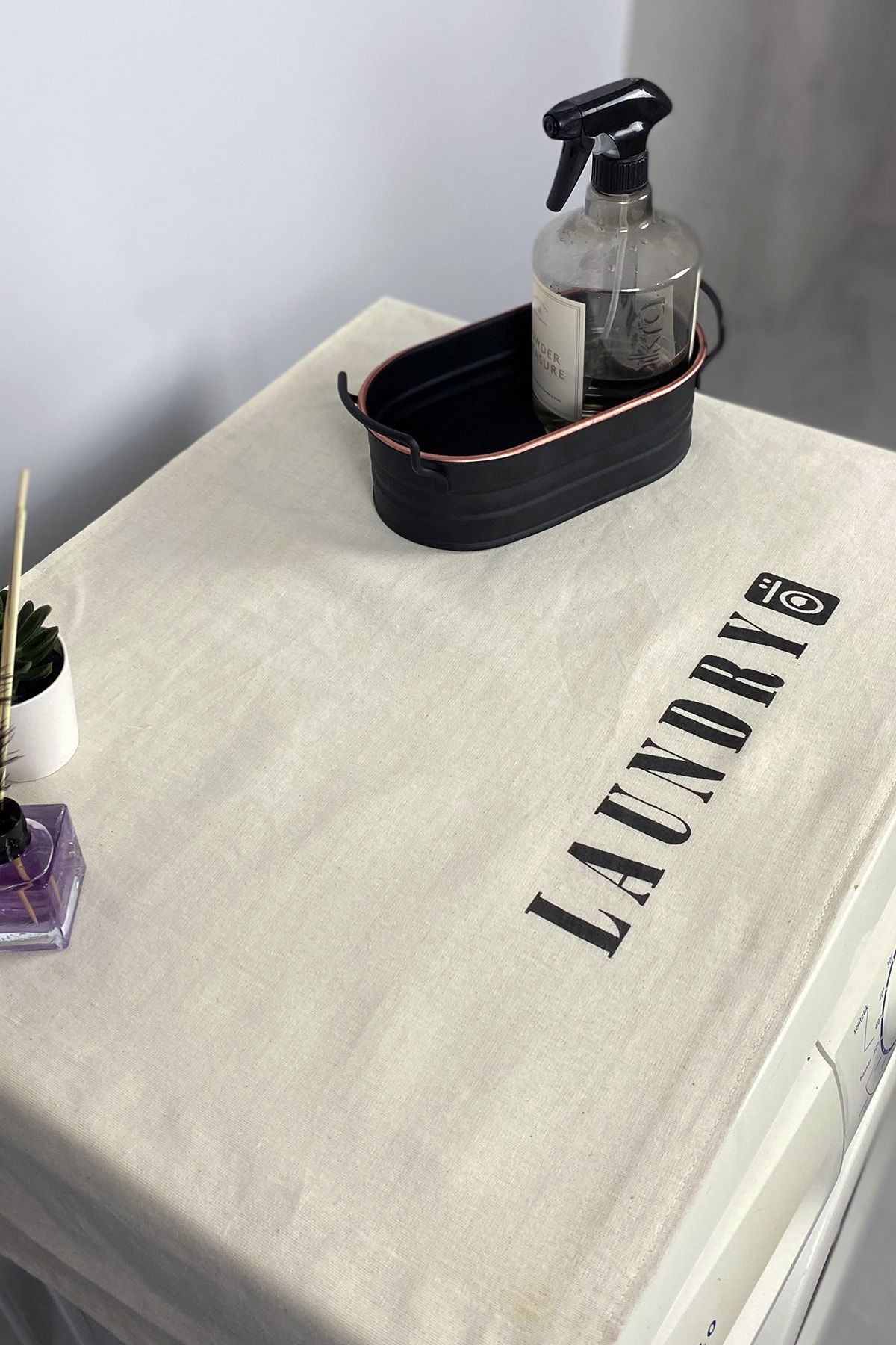 Hanles Laundry Baskılı Çamaşır Makina Örtüsü