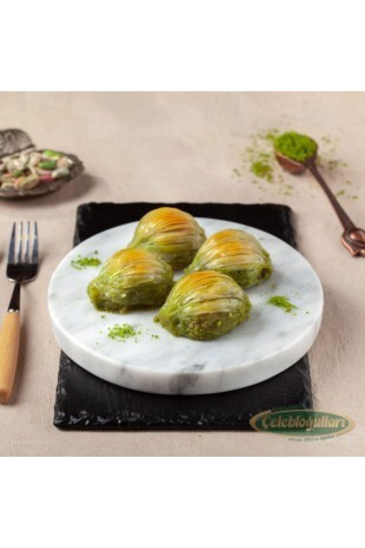 baklavacı çelebioğulları Midye Baklava ( 0.5 Gr )