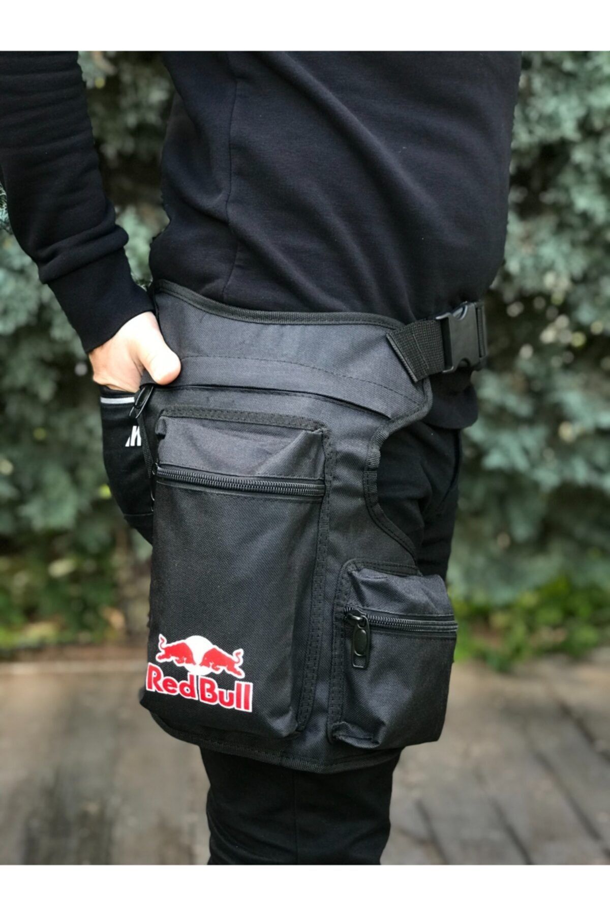 Red Bull 3 Gözlü, Su Geçirmez Premium Kalite Bacak Çantası Siyah