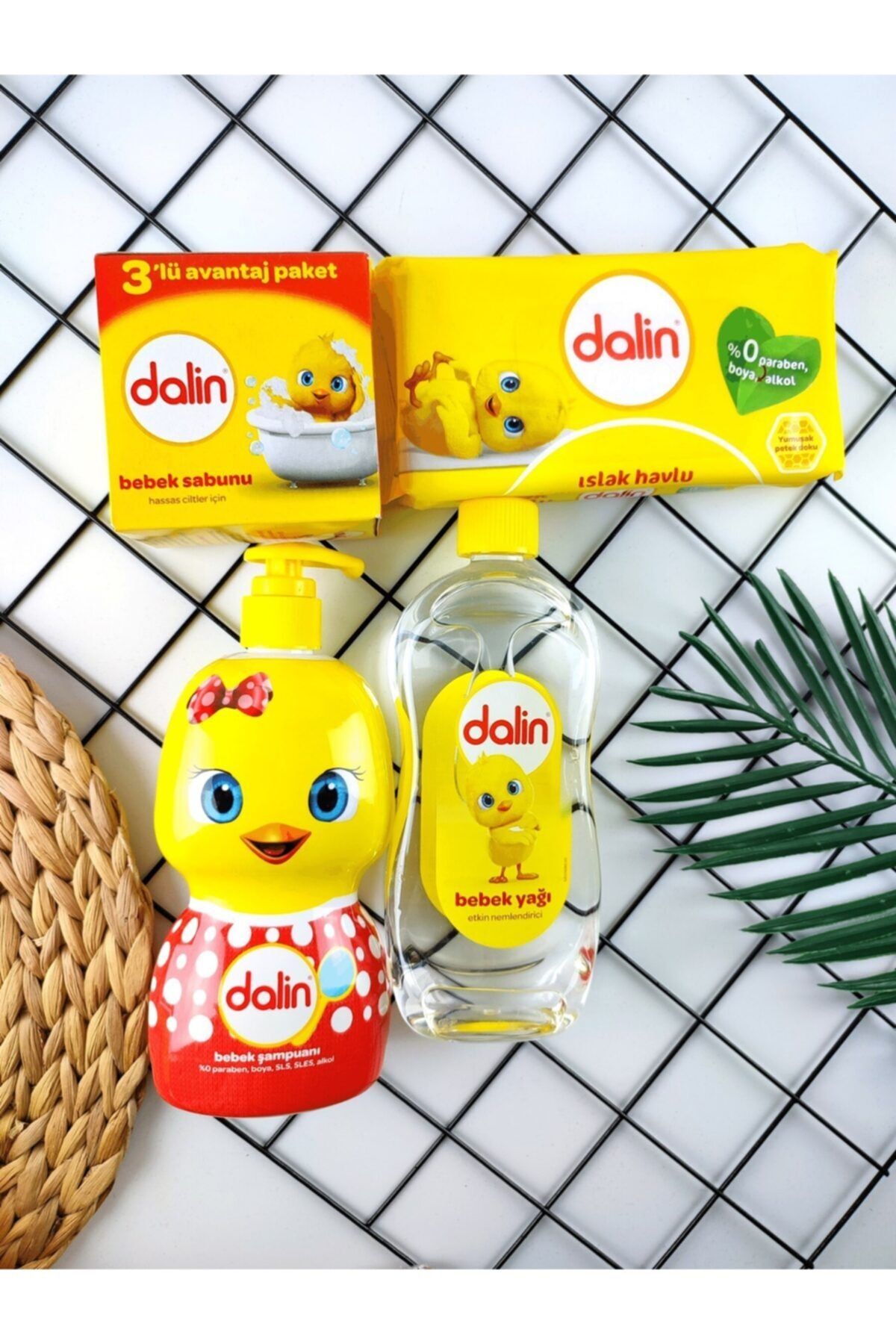 Dalin Kız Bebek Bakım Seti