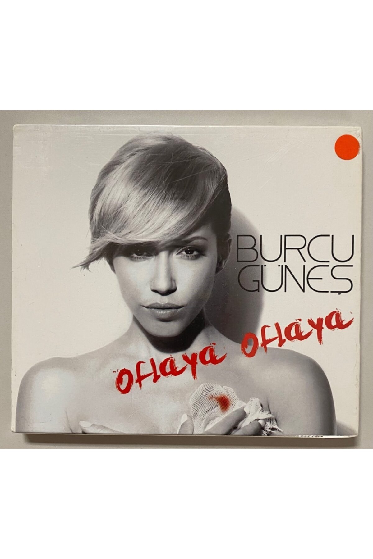 Plakevi İzmir Burcu Güneş Oflaya Oflaya Cd