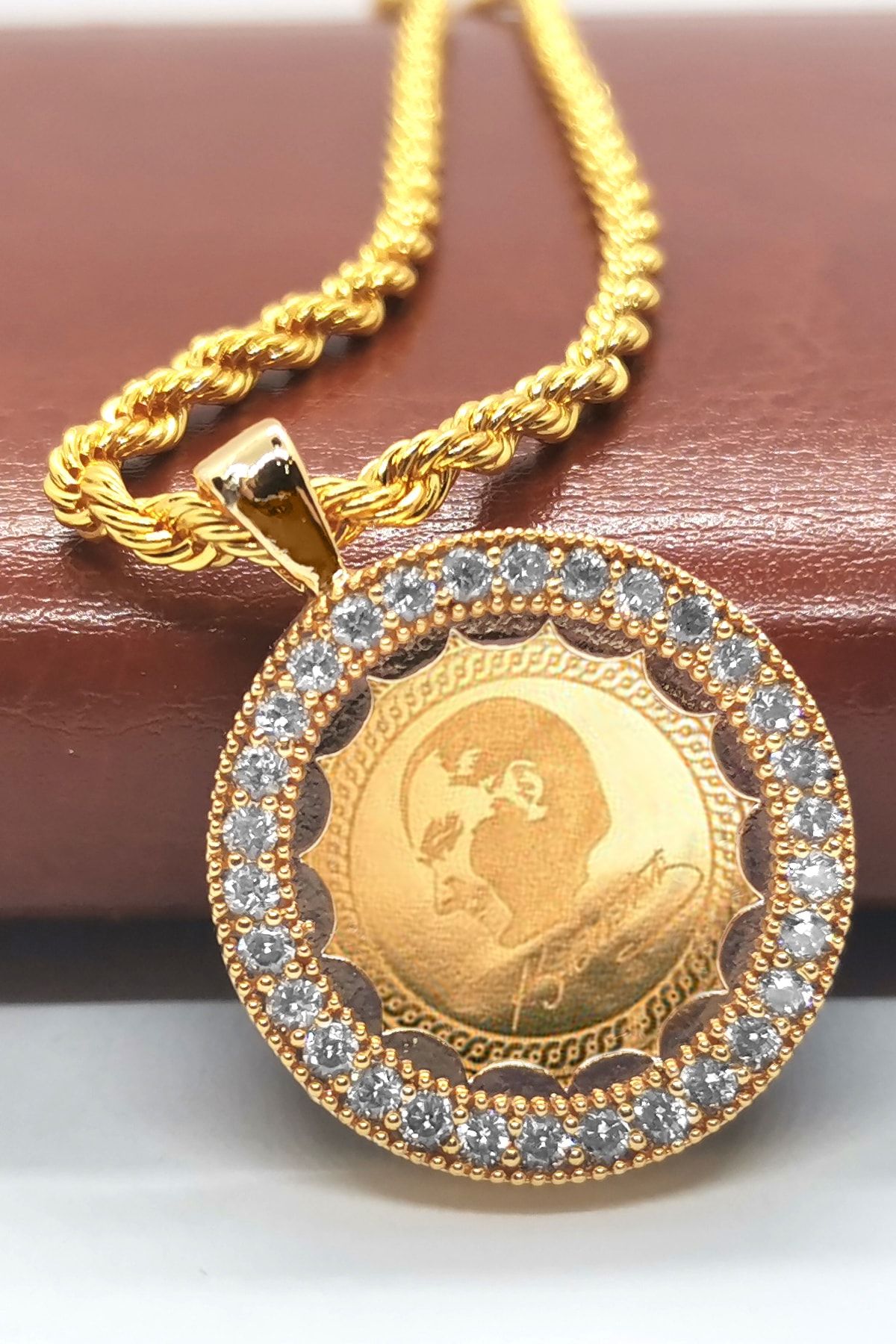 Yıldız Kuyumculuk 22 Ayar Gram Altınlı Kolye