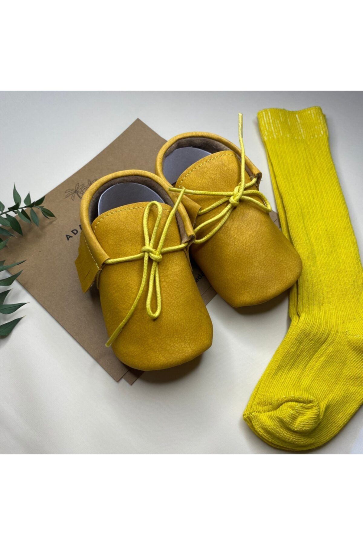 Ada Baby & Kids Unisex Bebek Hardal El Yapımı Bağcıklı Nubuk Makosen Ayakkabı - Ribana Çorap Set