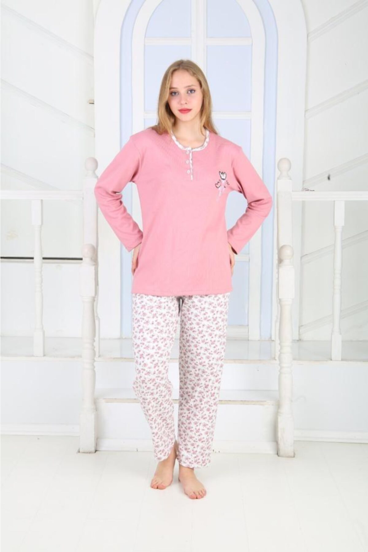 Meba Yeni Sezon Kadın Kışlık Çiçek Desenli Pudra Melisa Pijama Takımı