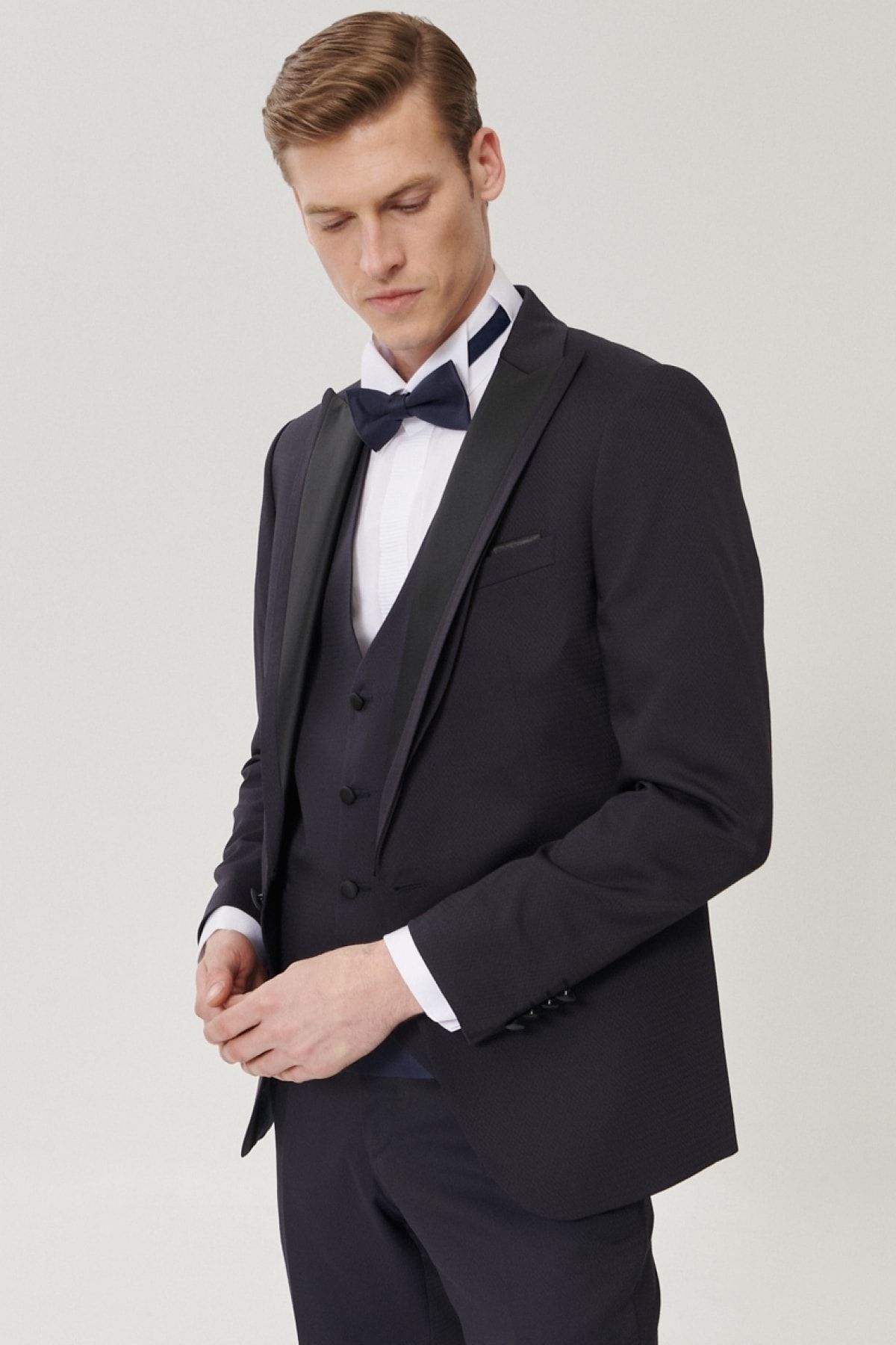 ALTINYILDIZ CLASSICS Erkek Lacivert Slim Fit Yelekli Smokin Damatlık