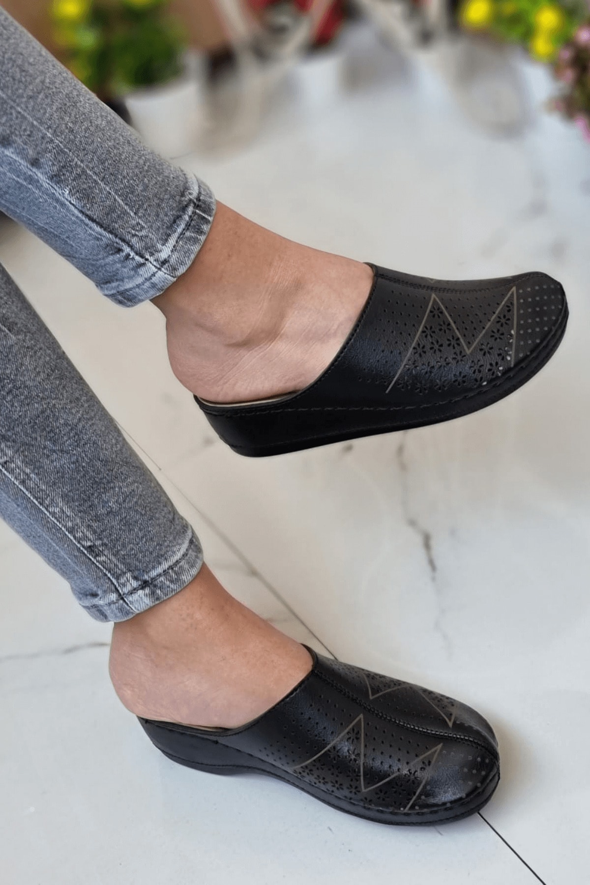 neon shoes Önü Kapalı Terlik Comfort Ortopedik Bayan Hemşire Terliği Sabo