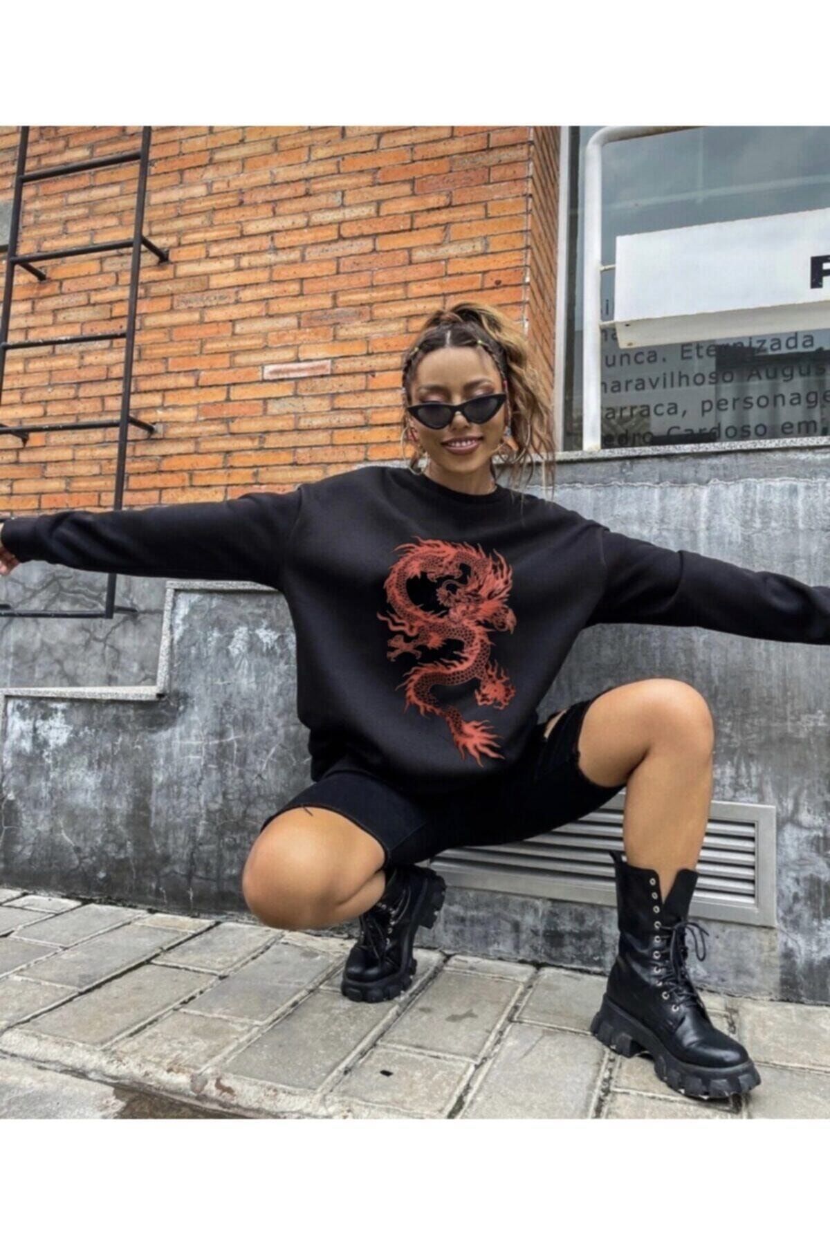 AFROGİYİM Kadın Siyah Sweat Kırmızı Dragon Baskı