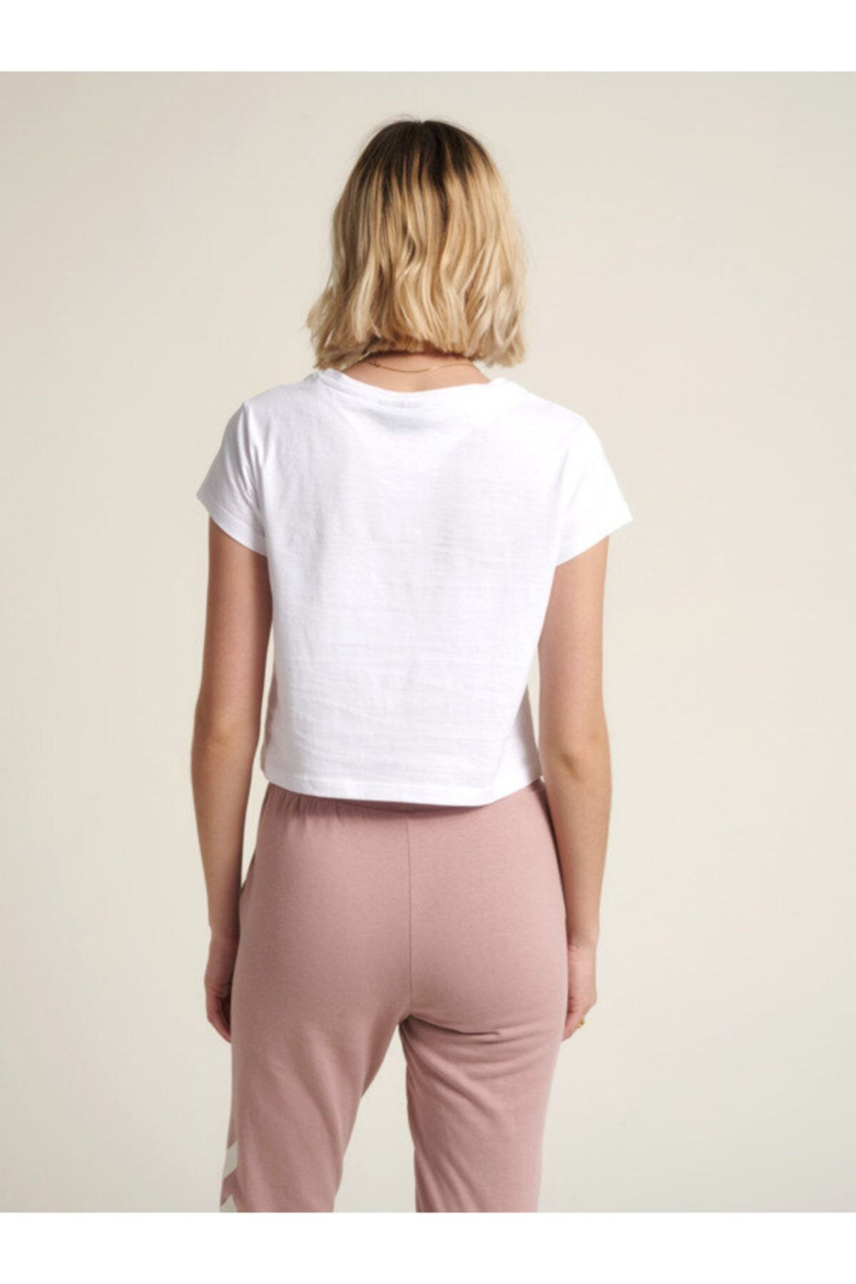 HUMMEL Legacy Woman Cropped Short Sleeve T-Shirt - Trendyol