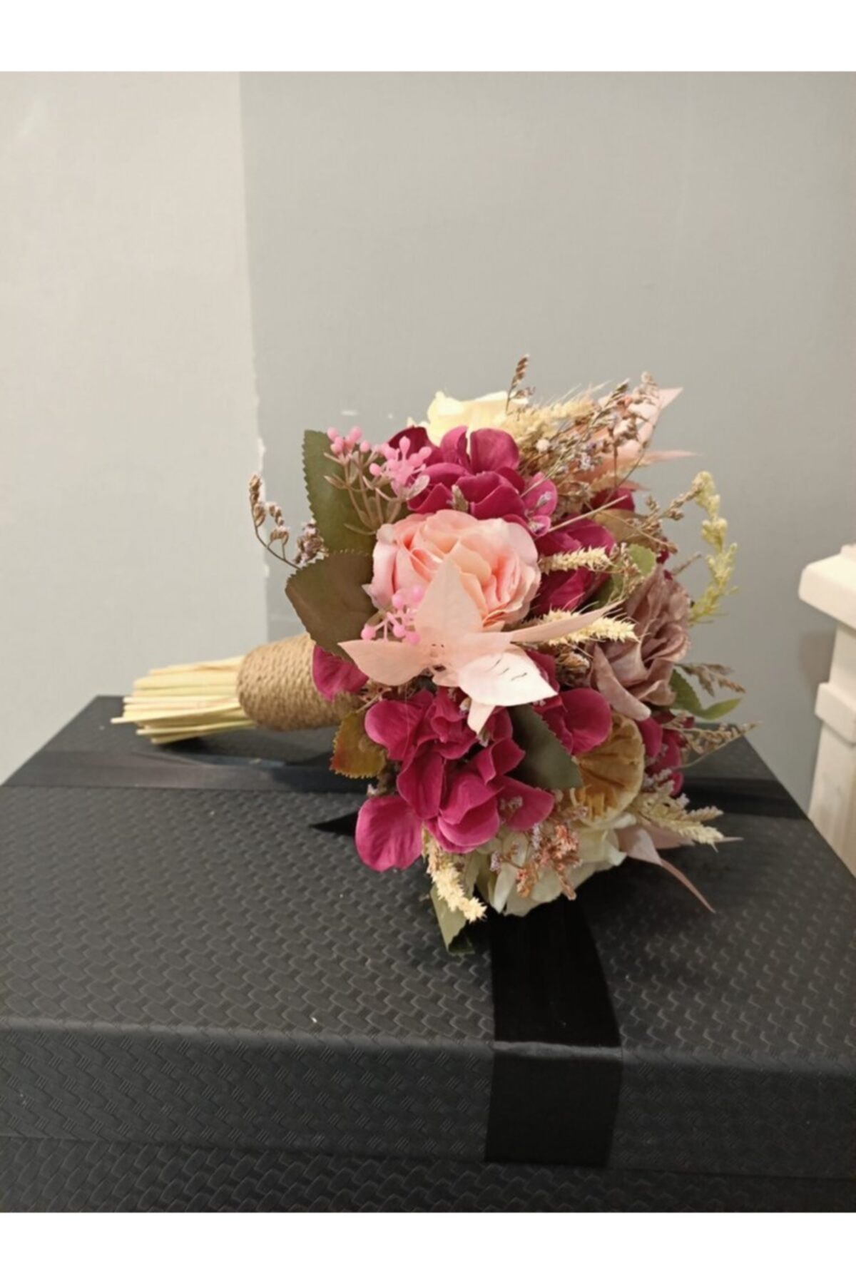 new in style haute couture Kurutulmuş Doğal Gül ve Şakayık Cümbüşü Gelin Buketi