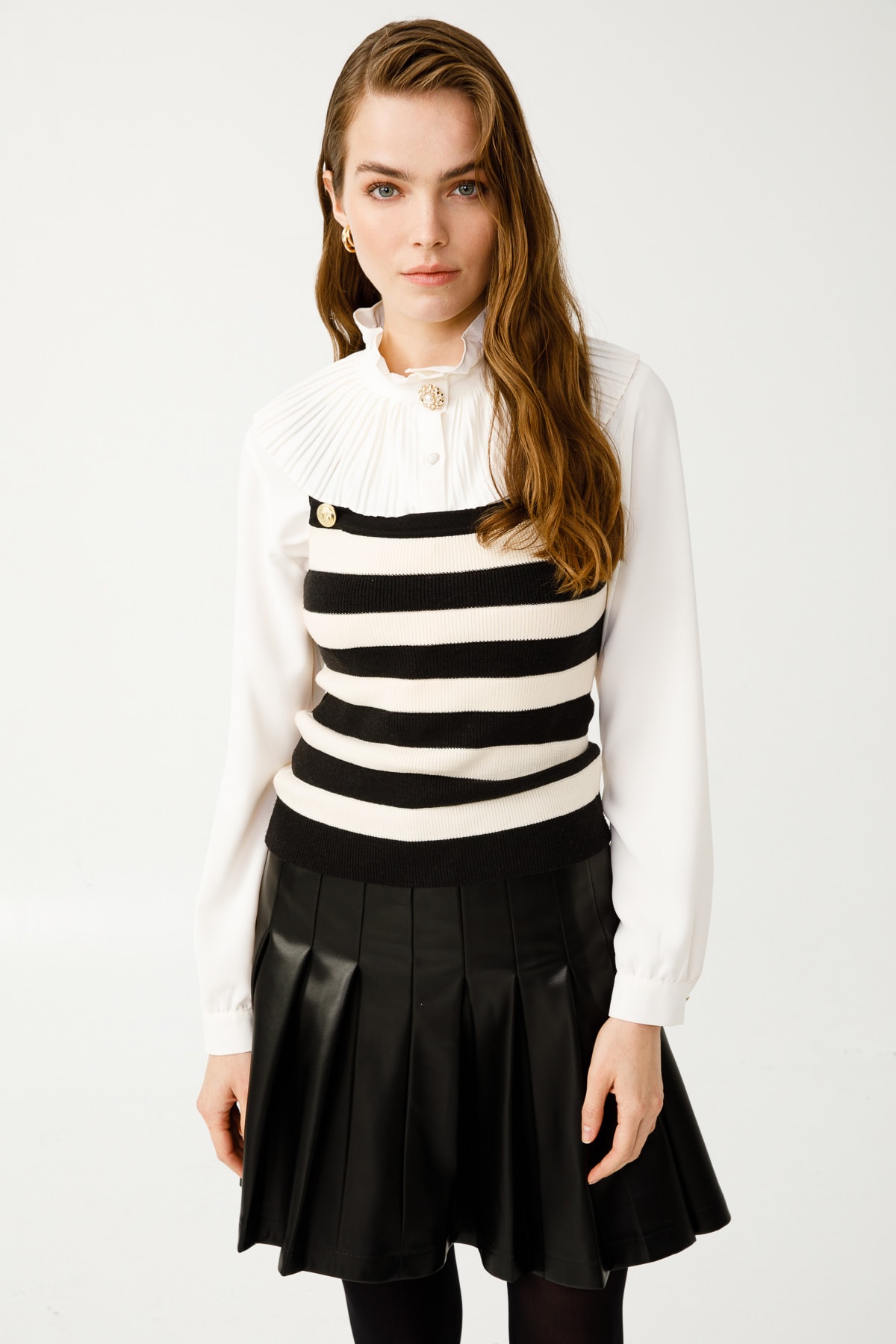 ON Çizgi Desenli Triko Süveter