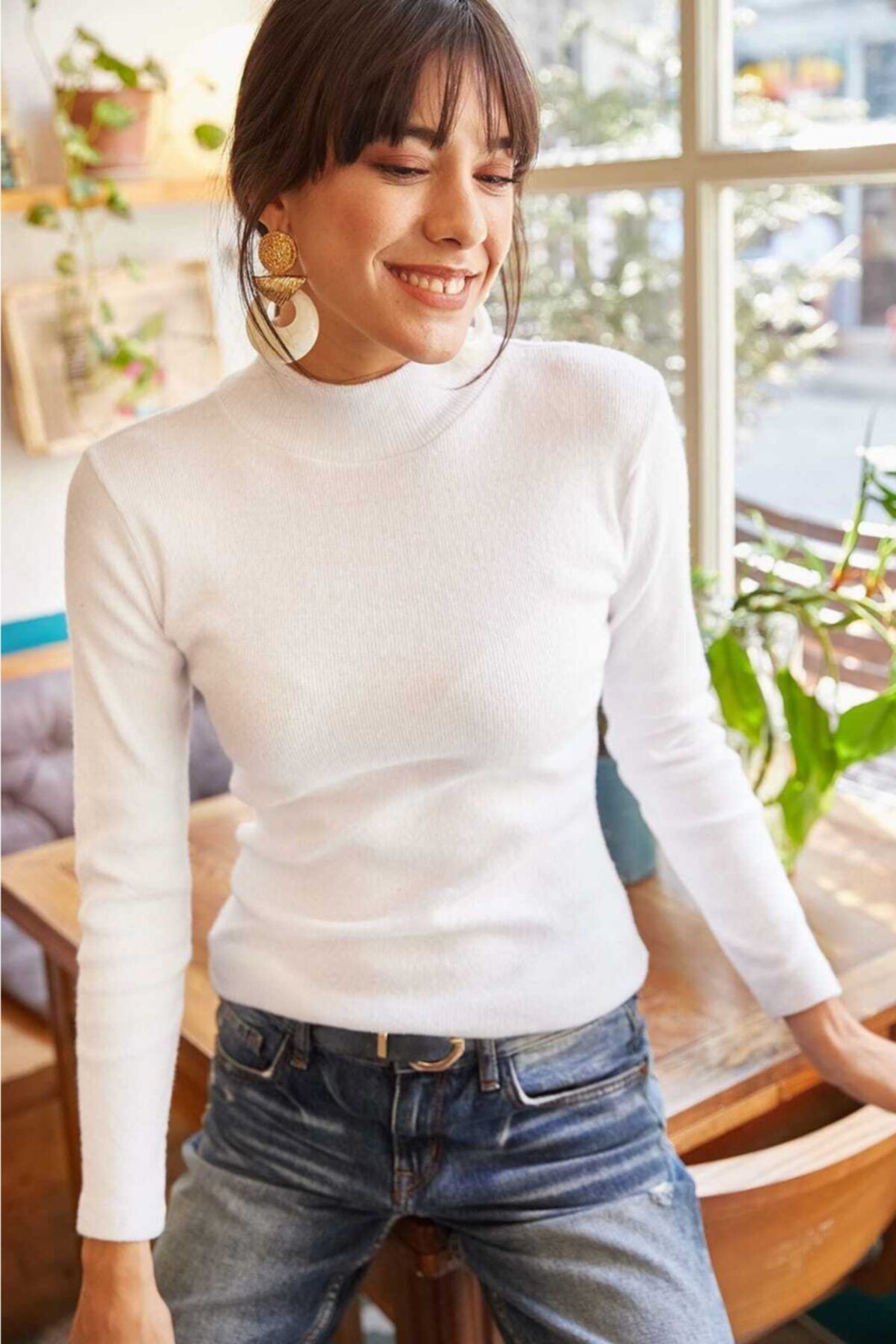 Newish Butik Kadın Beyaz Yarım Balıkçı Kazak