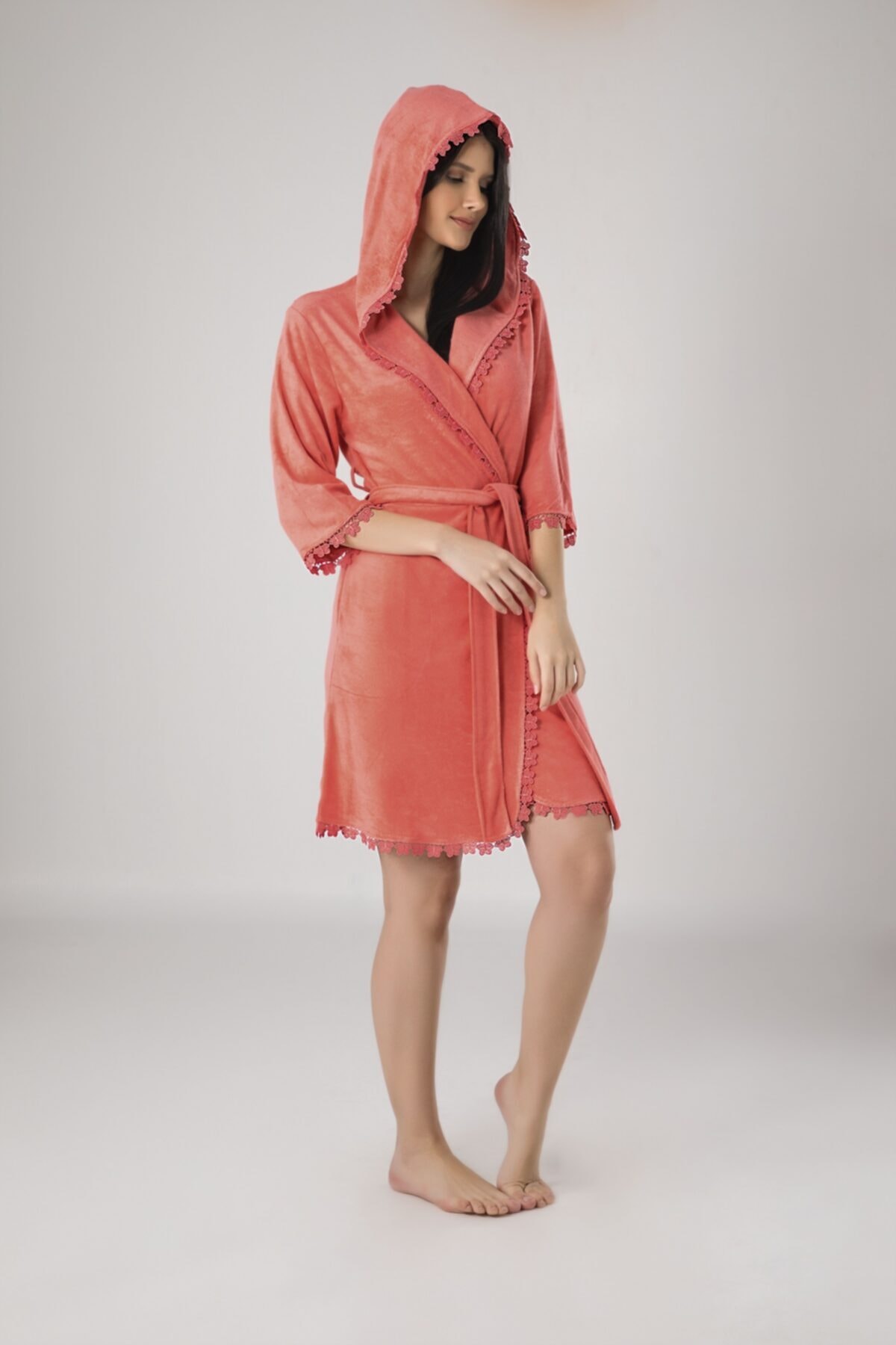 Nuşa Kadın Turuncu Dantelli Arka Kelebek Nakışlı Bambu Sabahlık