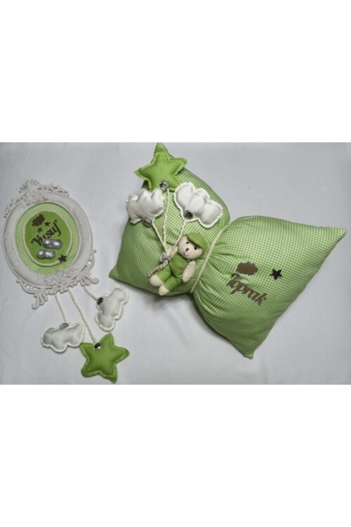 moms and babies MOMSANDBABİES  ERKEK BEBEK YEŞİL DEKORATİF YASTIK  VE KAPI SÜSÜ SETİ