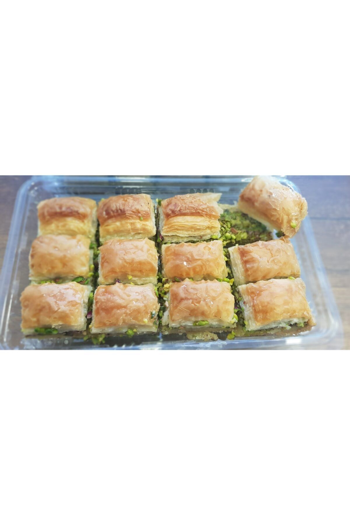 ATASEVEN Iri Taneli Antep Fıstıklı Baklava 500 Gr