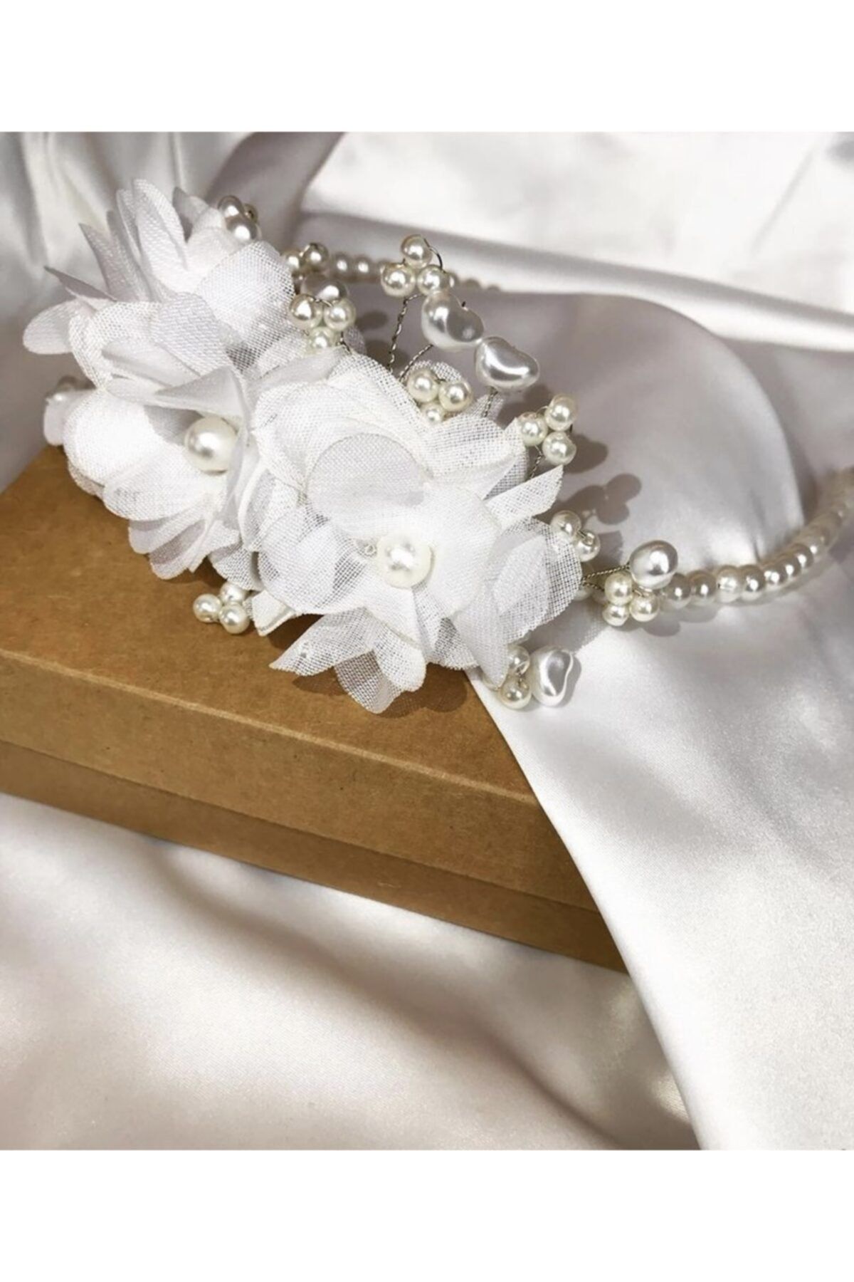 BRIDE DESIGN COLLECTION Çiçekli Inci Taşlı Gelin Tacı