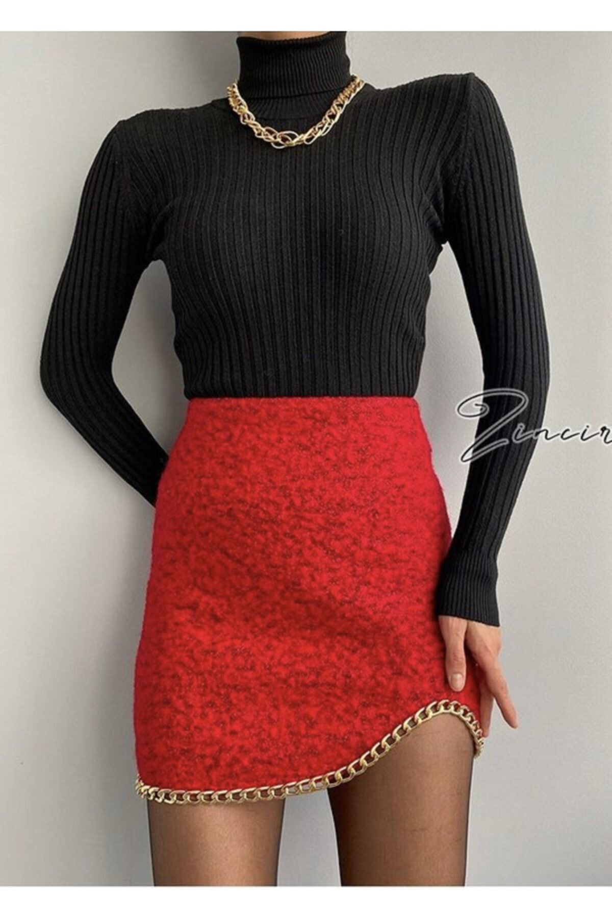 Miyu Accessories Miyu Kırmızı Kaşe Zincirli Etek