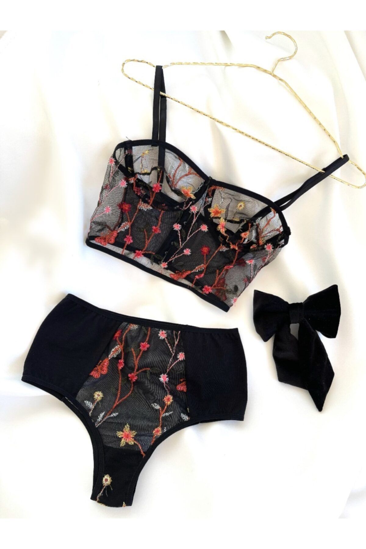 WAHSHE Secret Garden Red Flowers Braset